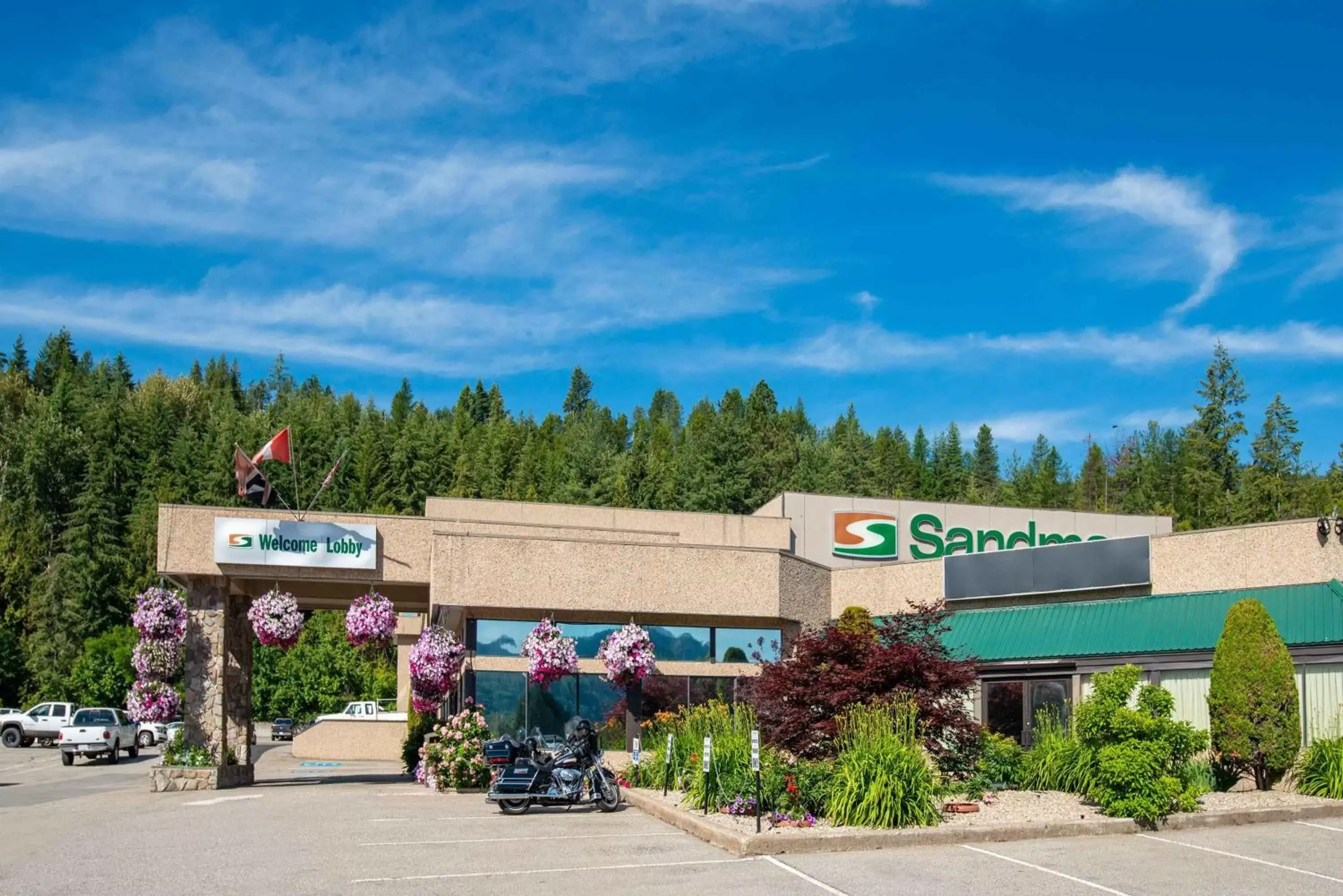 Property building in Sandman Hotel Castlegar