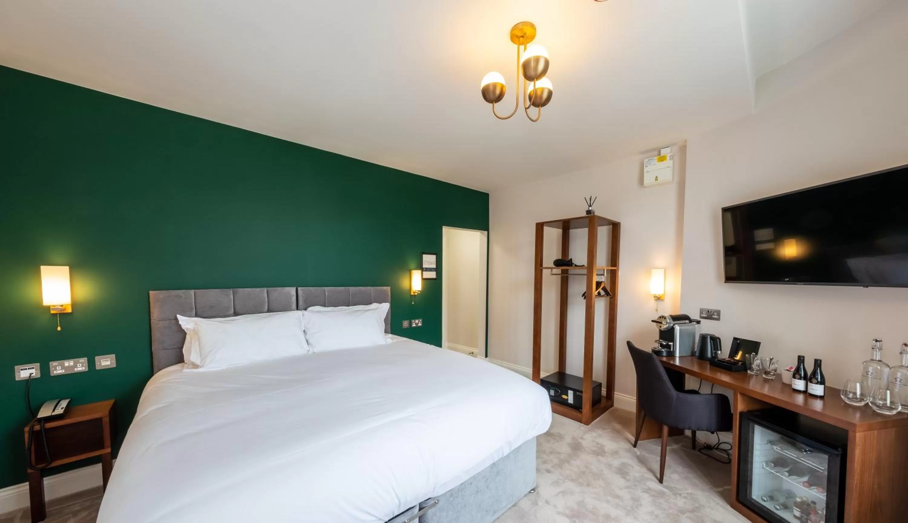 Bed in The Kings Arms