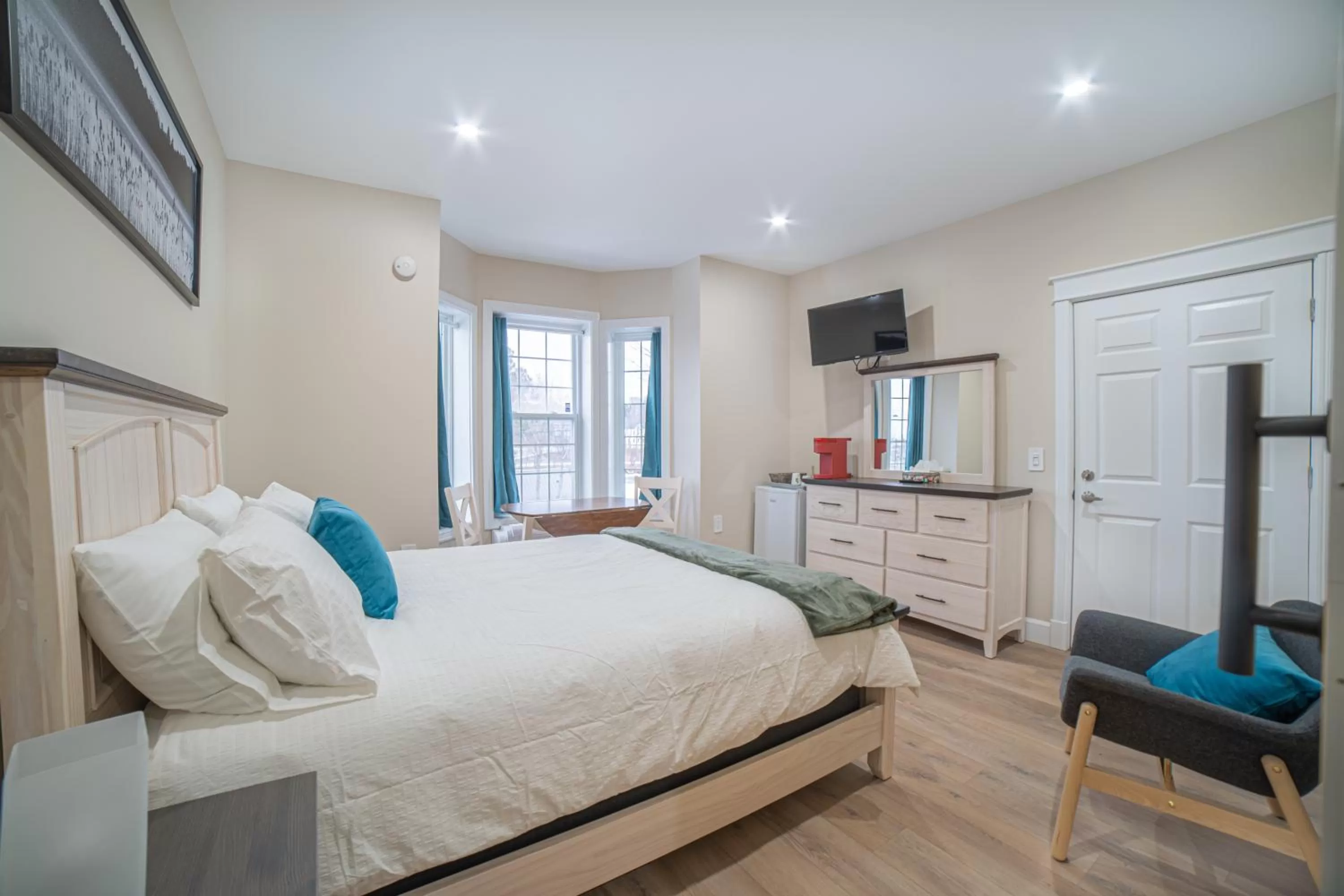 Bed in Riverside Inn