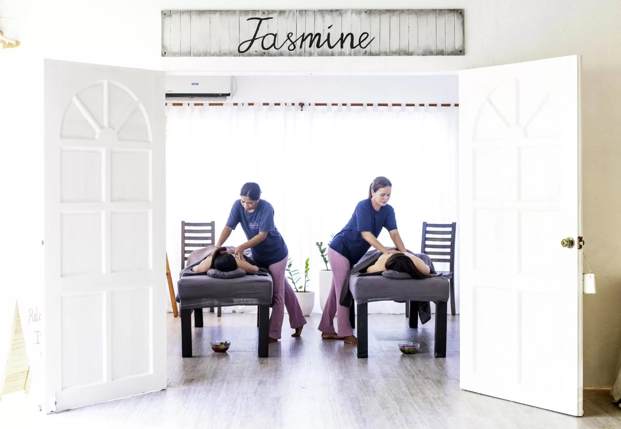 Spa and wellness centre/facilities in Ocean Vida Beach and Dive Resort