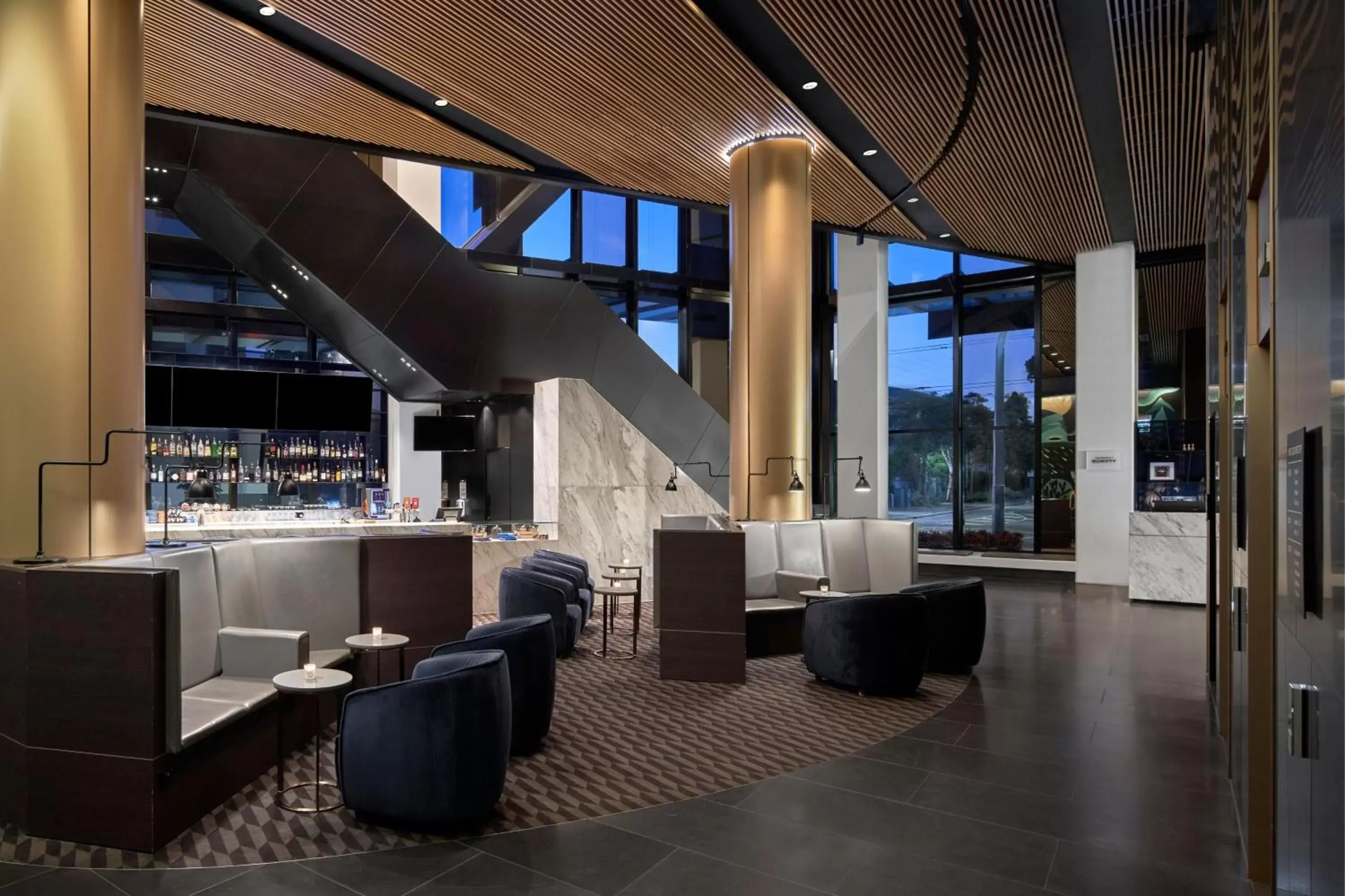 Restaurant/places to eat, Lounge/Bar in Four Points by Sheraton Melbourne Docklands