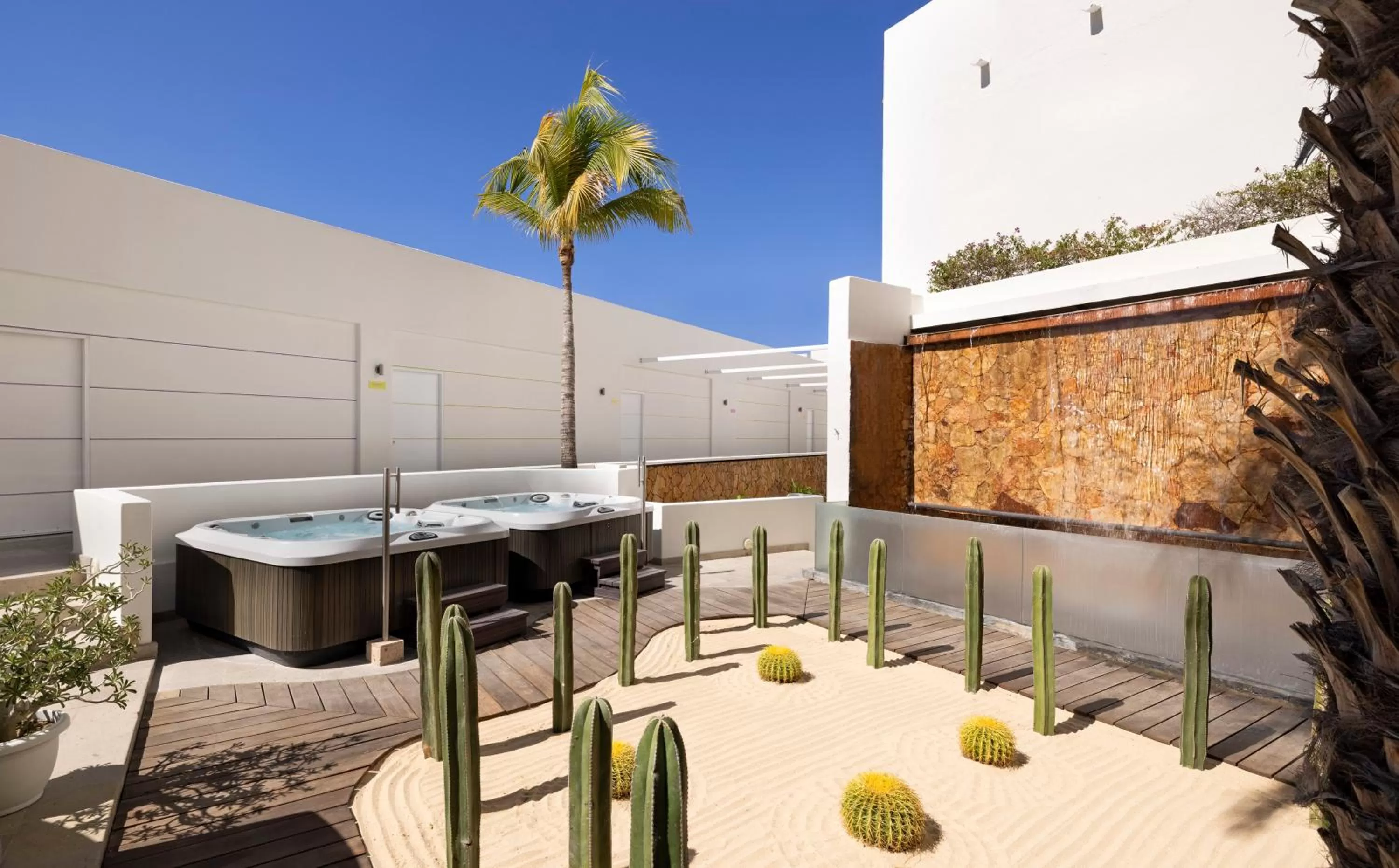 Spa and wellness centre/facilities in ME Cabo by Meliá