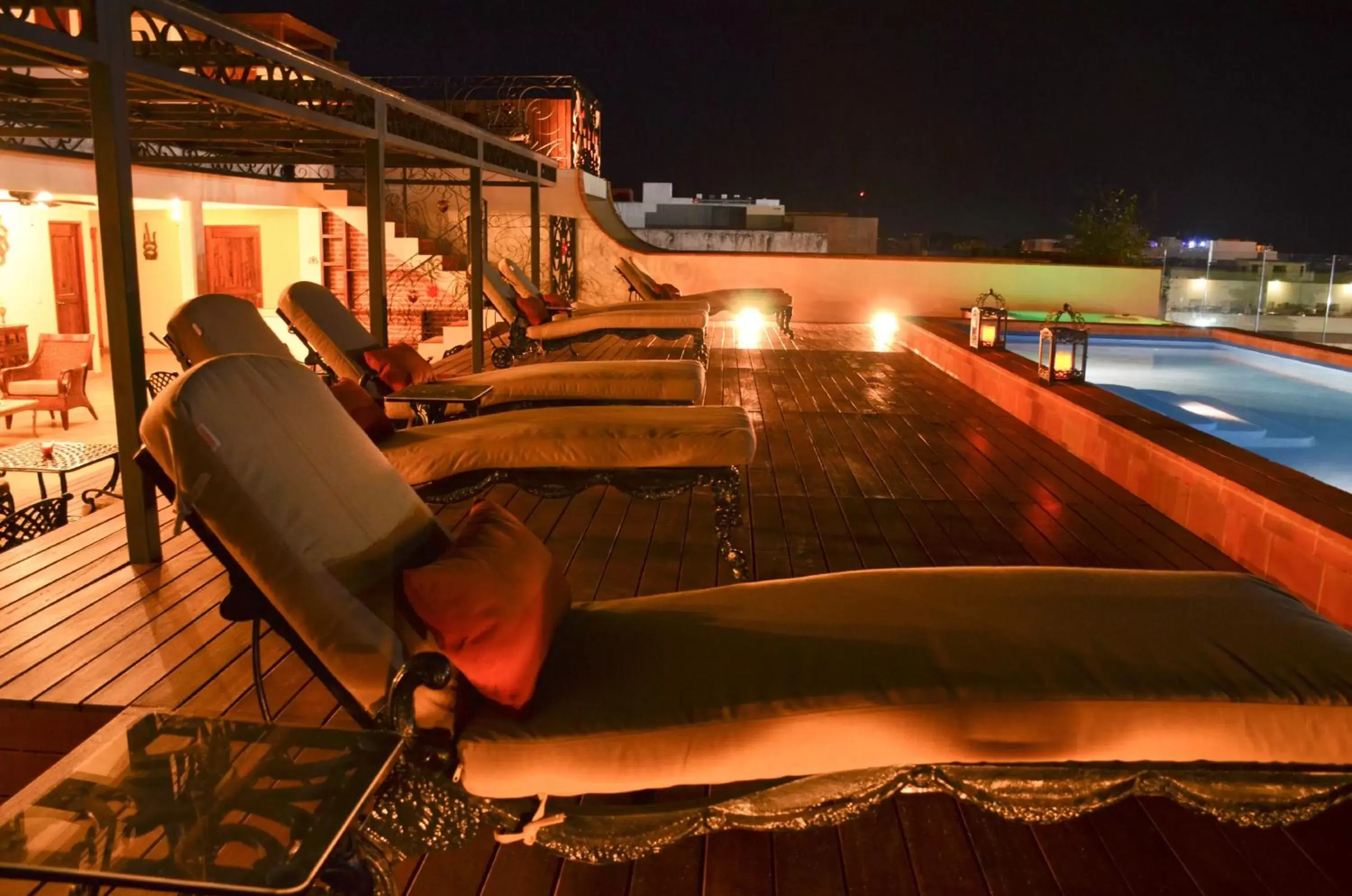 Balcony/Terrace, Swimming Pool in La Pasion Colonial Hotel Boutique By Bunik