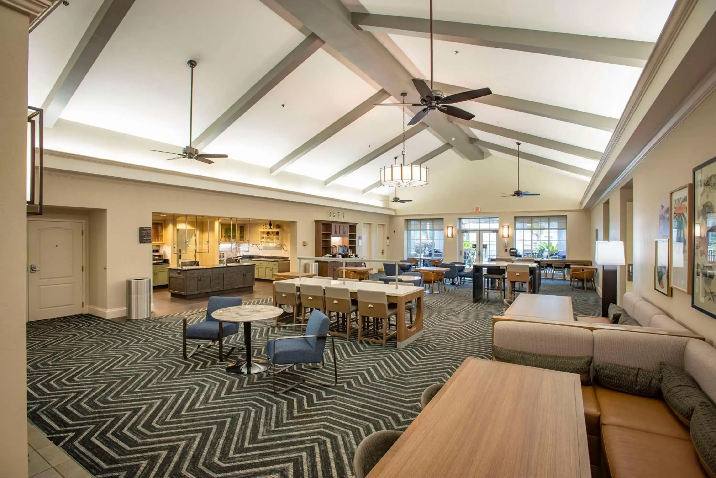 Lobby or reception, Lounge/Bar in Homewood Suites by Hilton Pensacola Airport-Cordova Mall Area