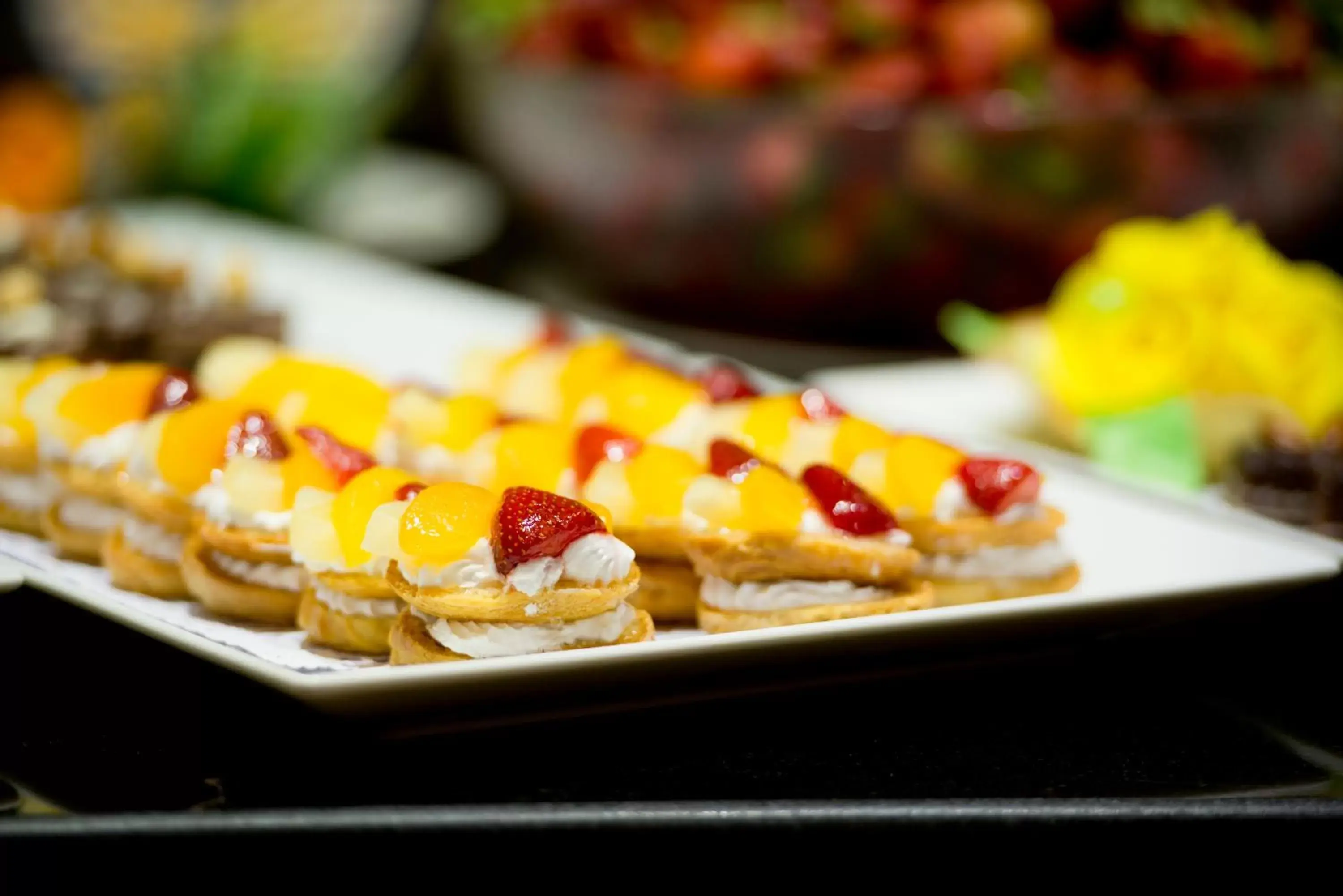 Food in Amphoras Blu Ultra-AI Adults Friendly Food in Amphoras Blu Ultra-AI Adults Friendly