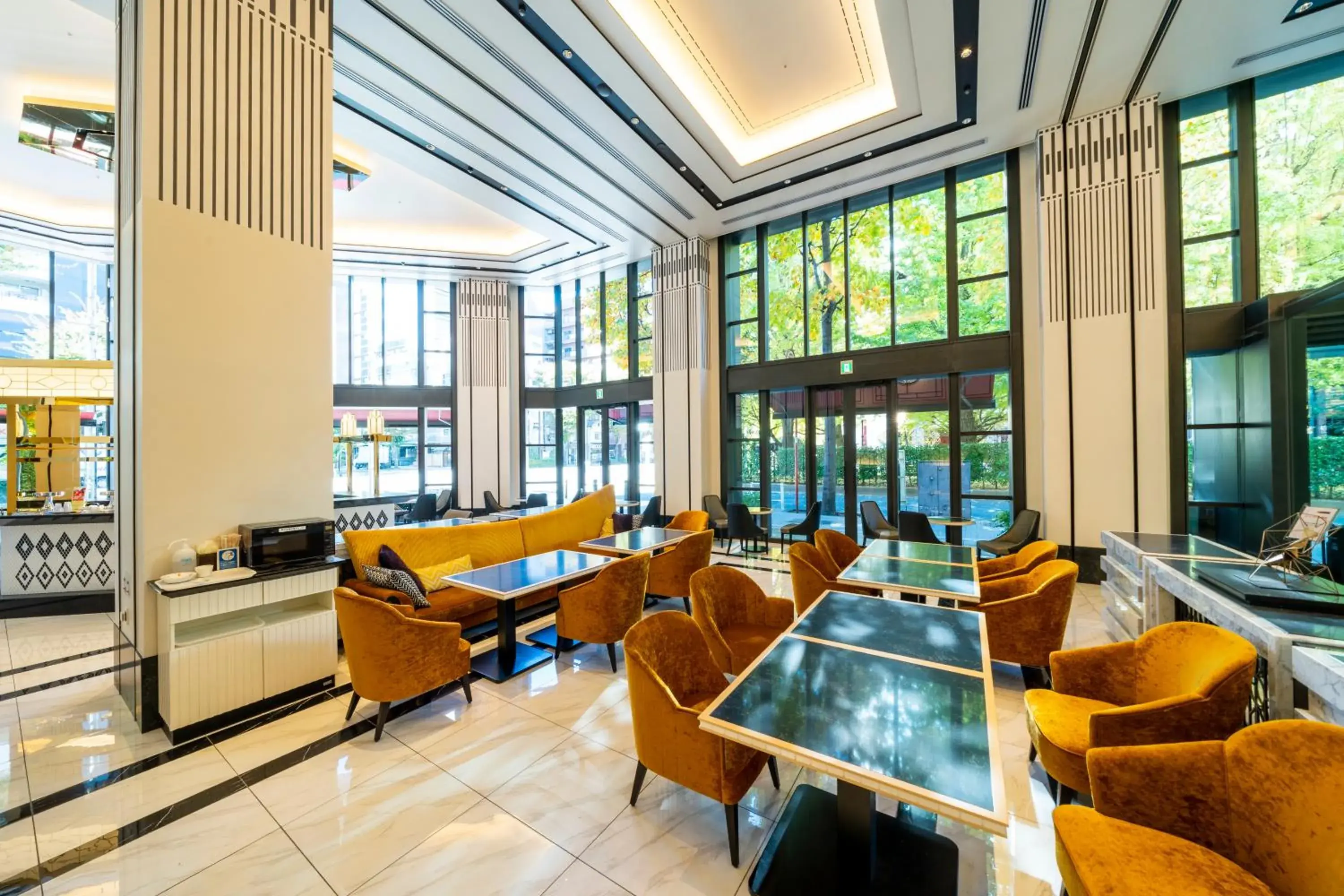 Lounge or bar, Lobby/Reception in KOKO HOTEL Premier Nihonbashi Hamacho