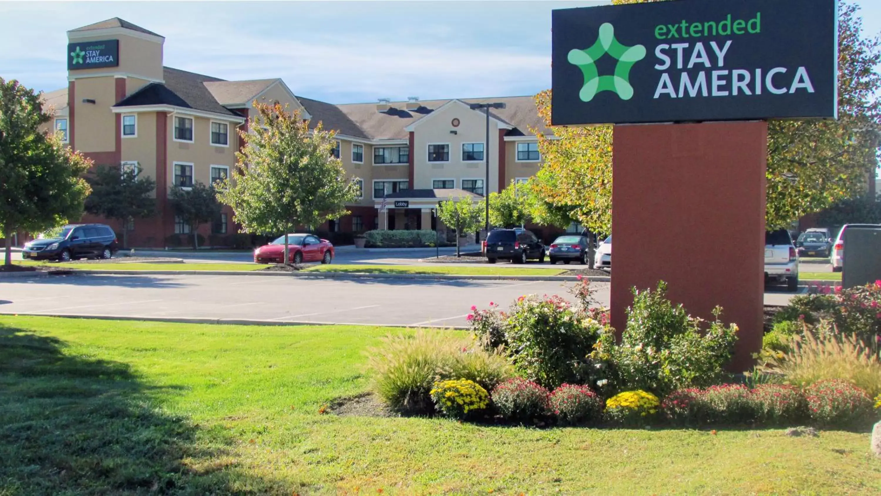 Property building in Extended Stay America Suites - Fishkill - Westage Center