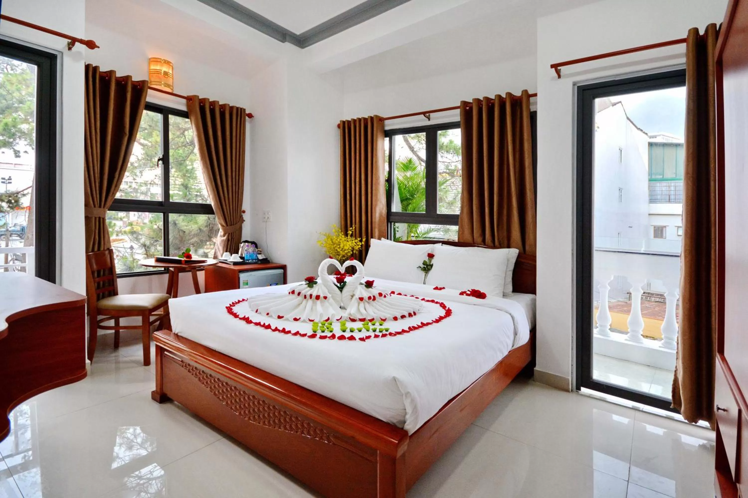 ELC Luxury Da Lat Hotel & Apartment