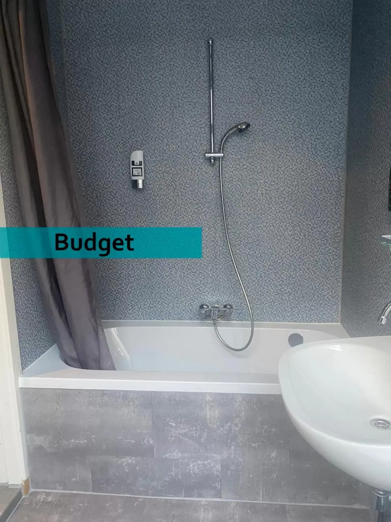 Bathroom in Grand Hotel Central Bathroom in Grand Hotel Central