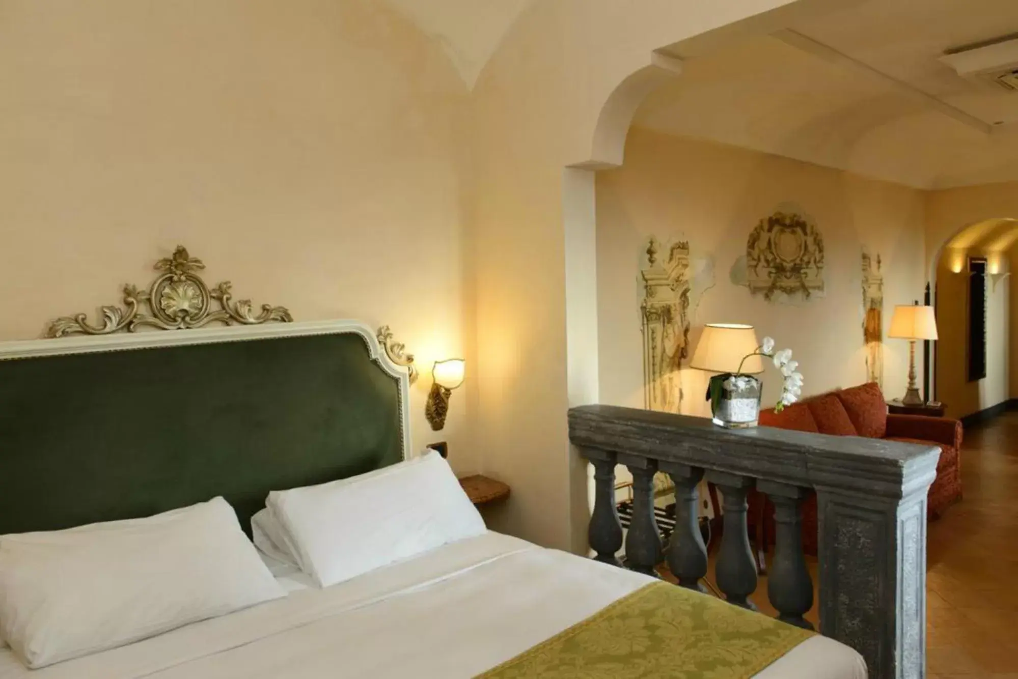 Photo of the whole room, Bed in San Francesco al Monte