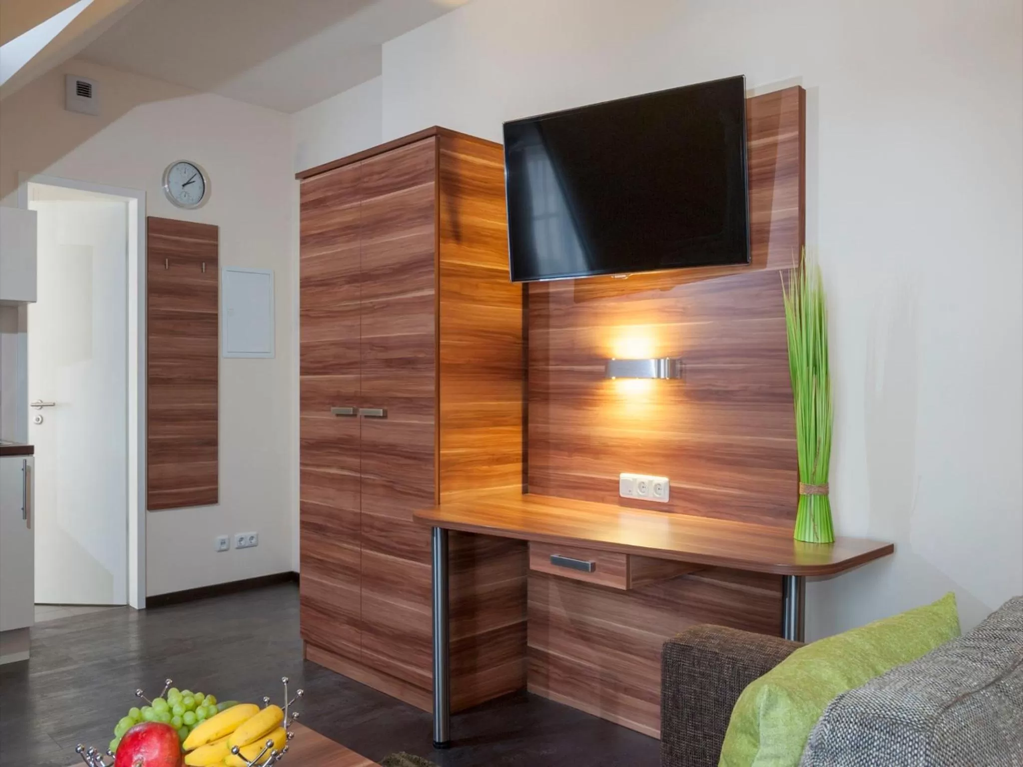 TV and multimedia in BATU Apart Hotel