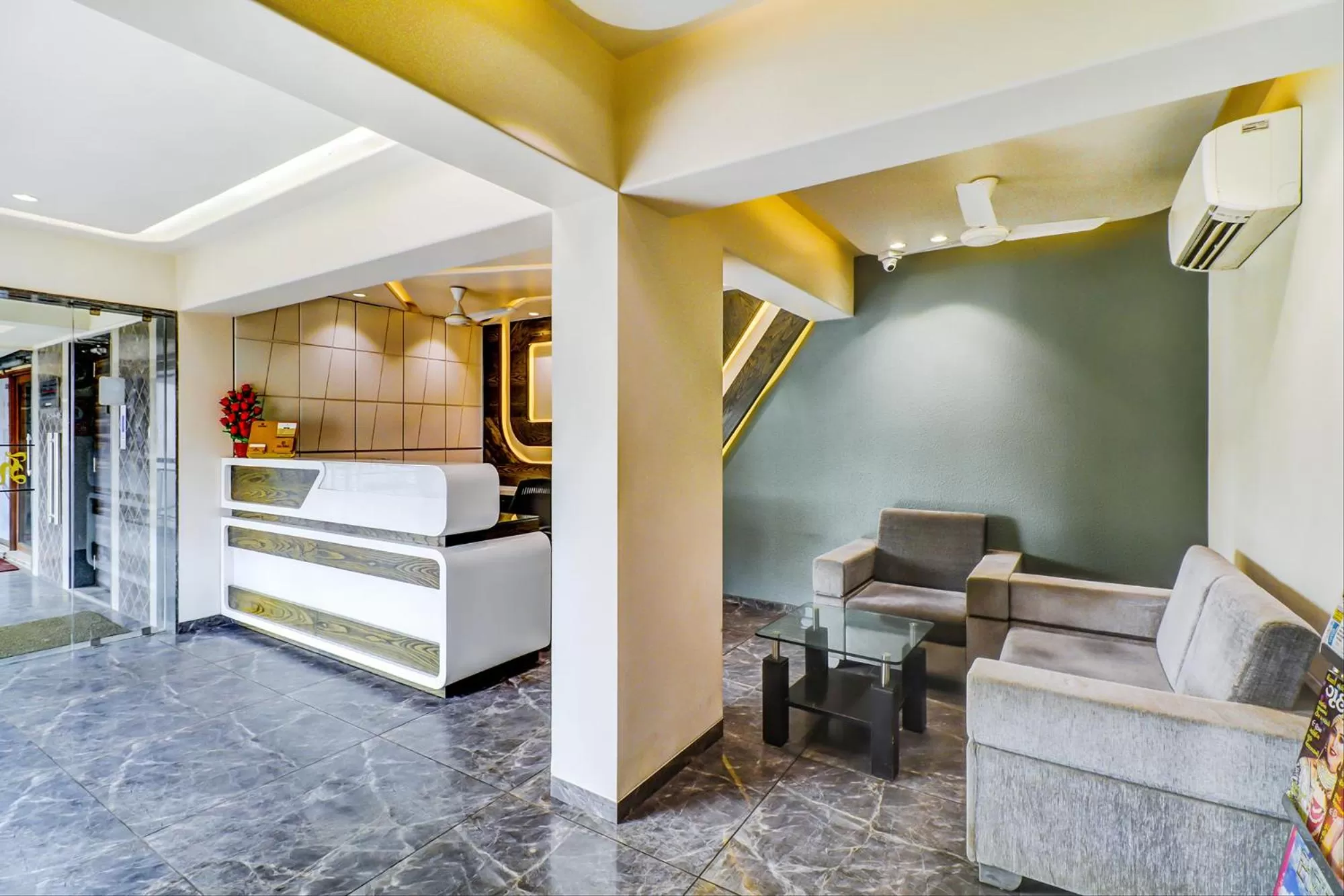 Lobby or reception, Lobby/Reception in FabHotel Palliate Ellisbridge