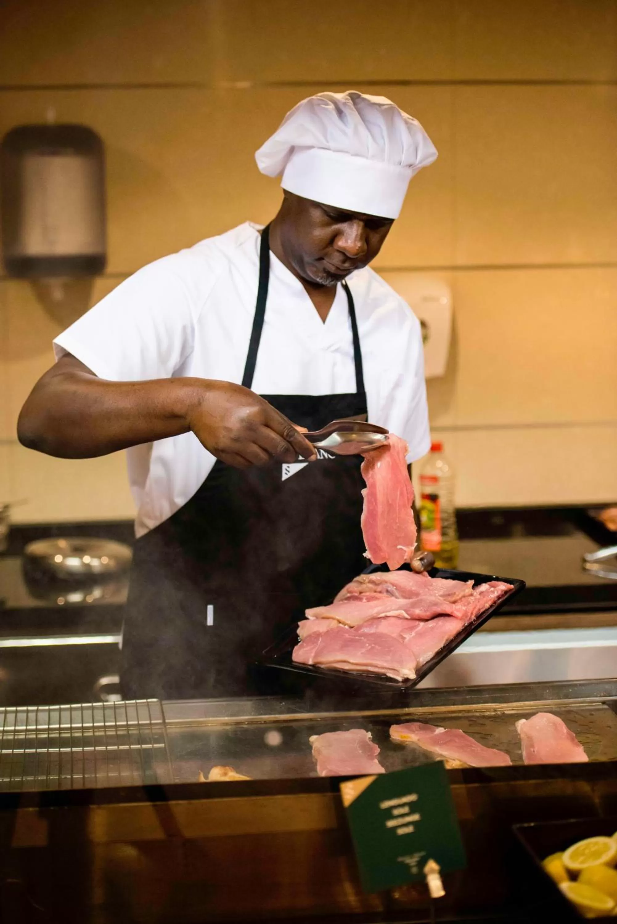 Restaurant/places to eat in Spring Hotel Vulcano