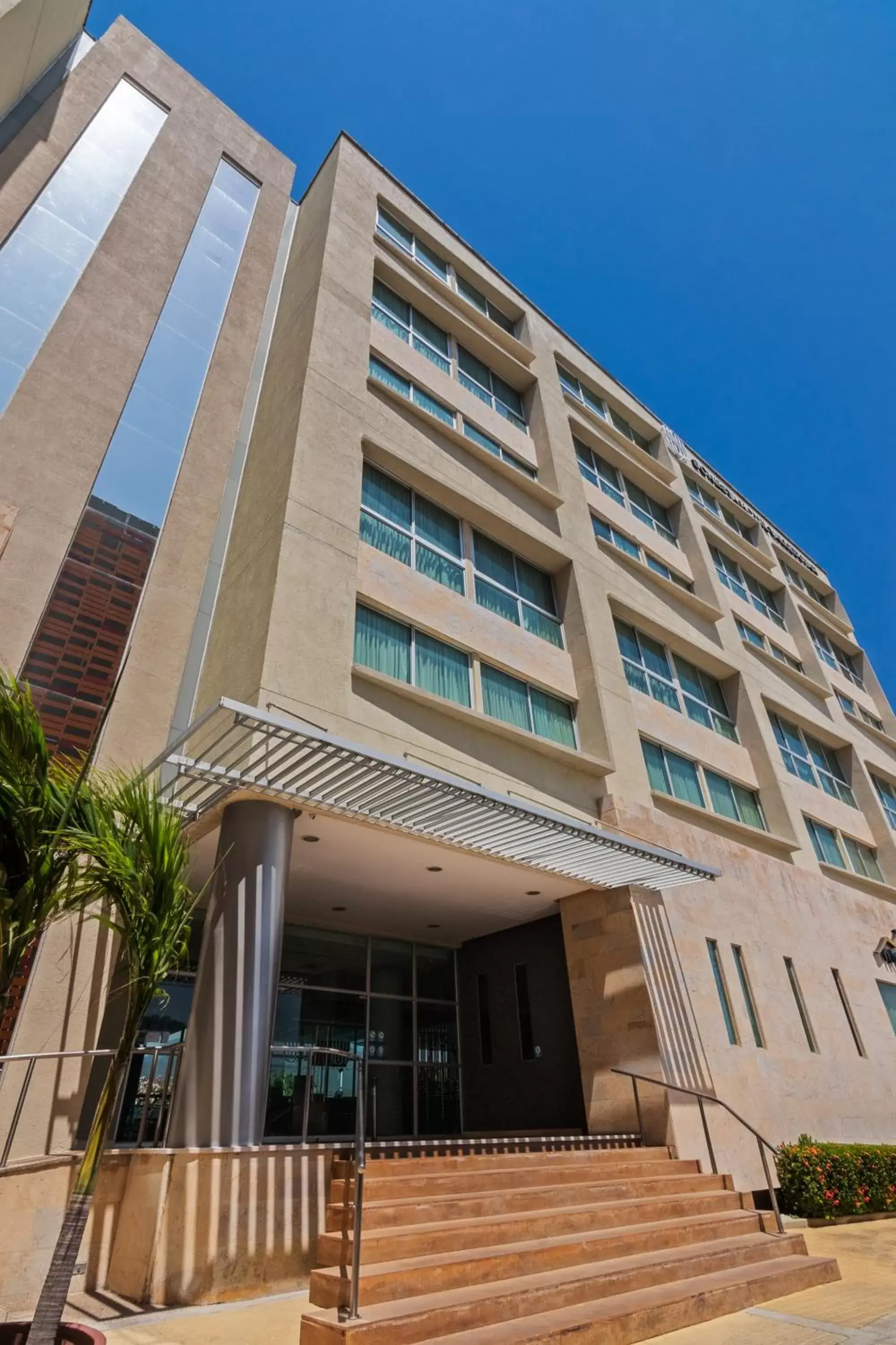 Property building in Sonesta Valledupar Property building in Sonesta Valledupar