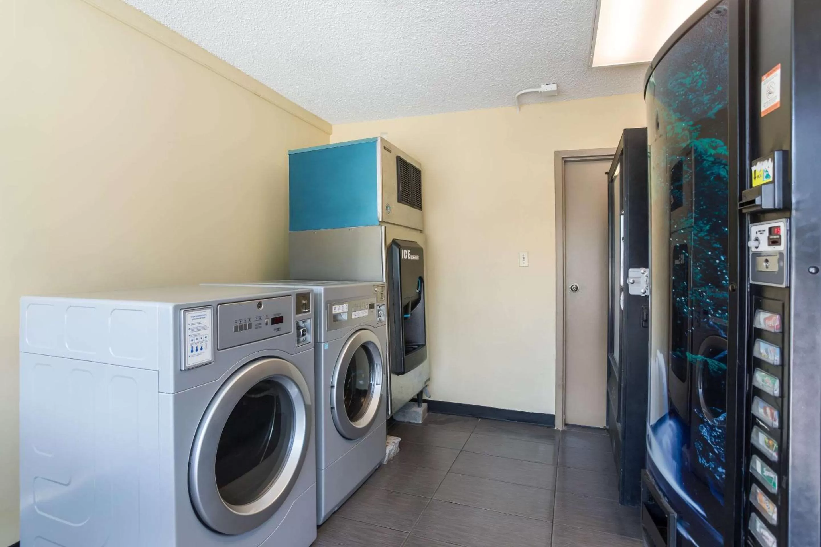 On site in Econo Lodge Gallatin - Metro Nashville