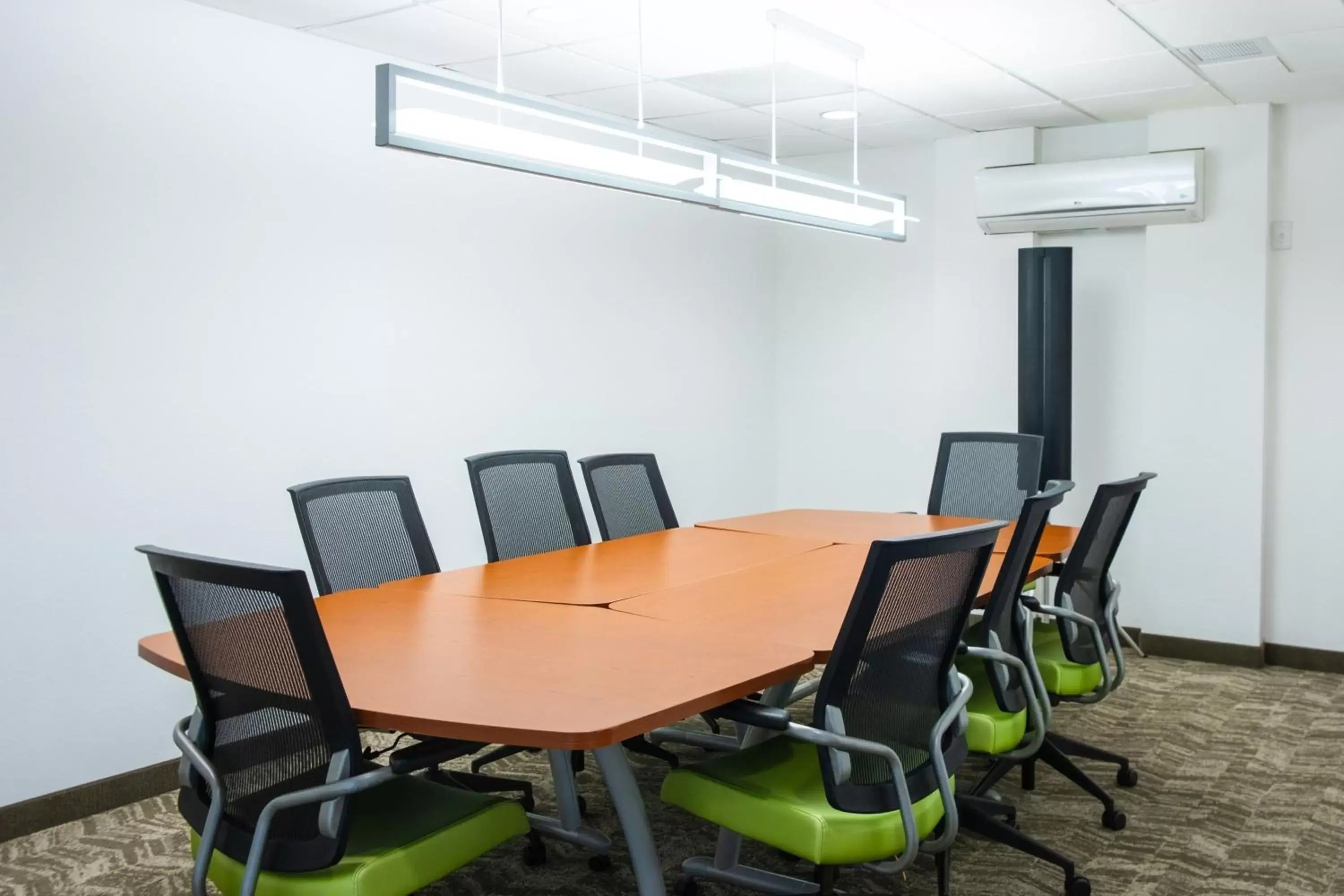 Meeting/conference room in SpringHill Suites by Marriott Dallas Richardson/Plano