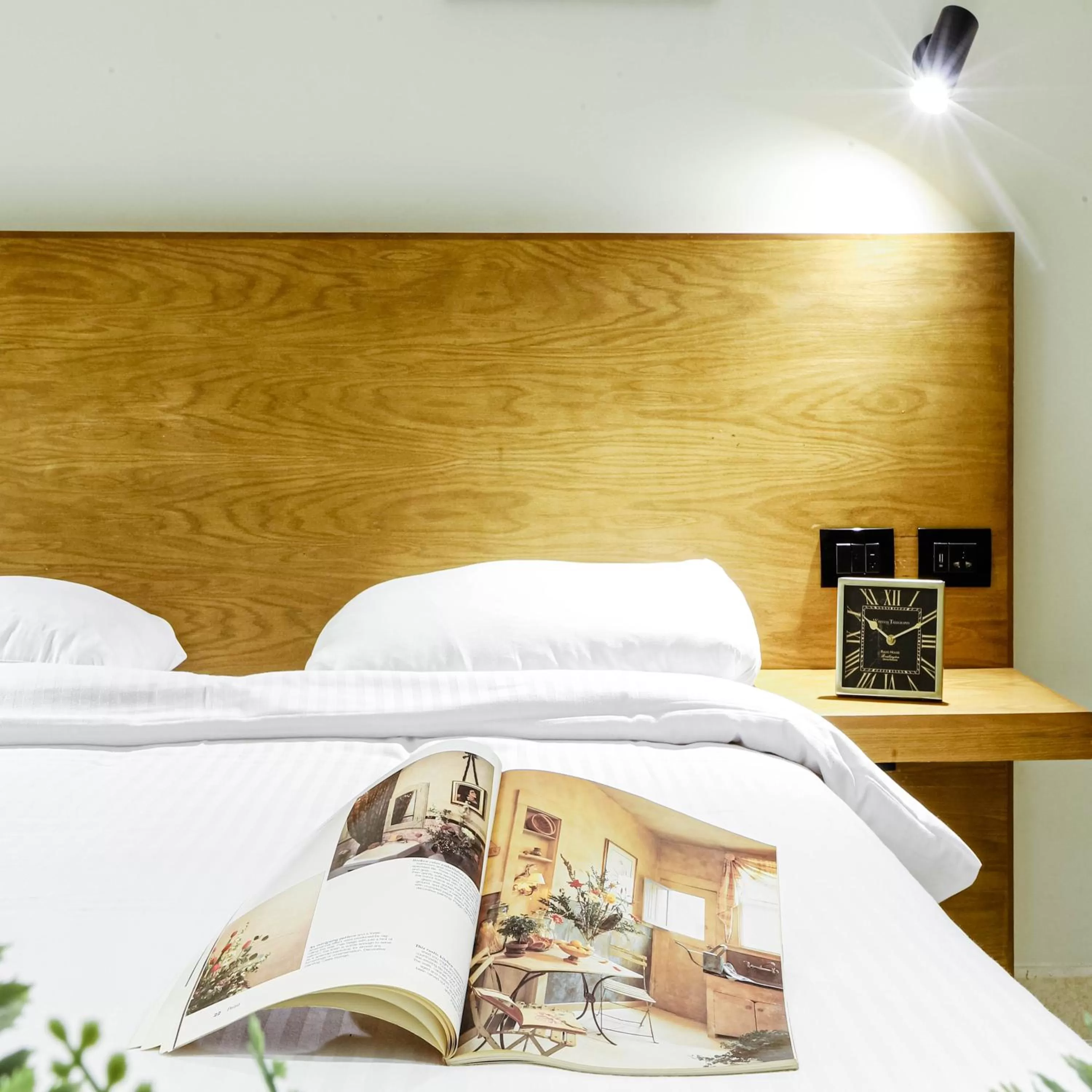 Photo of the whole room, Bed in NewCity Hotel & Suites