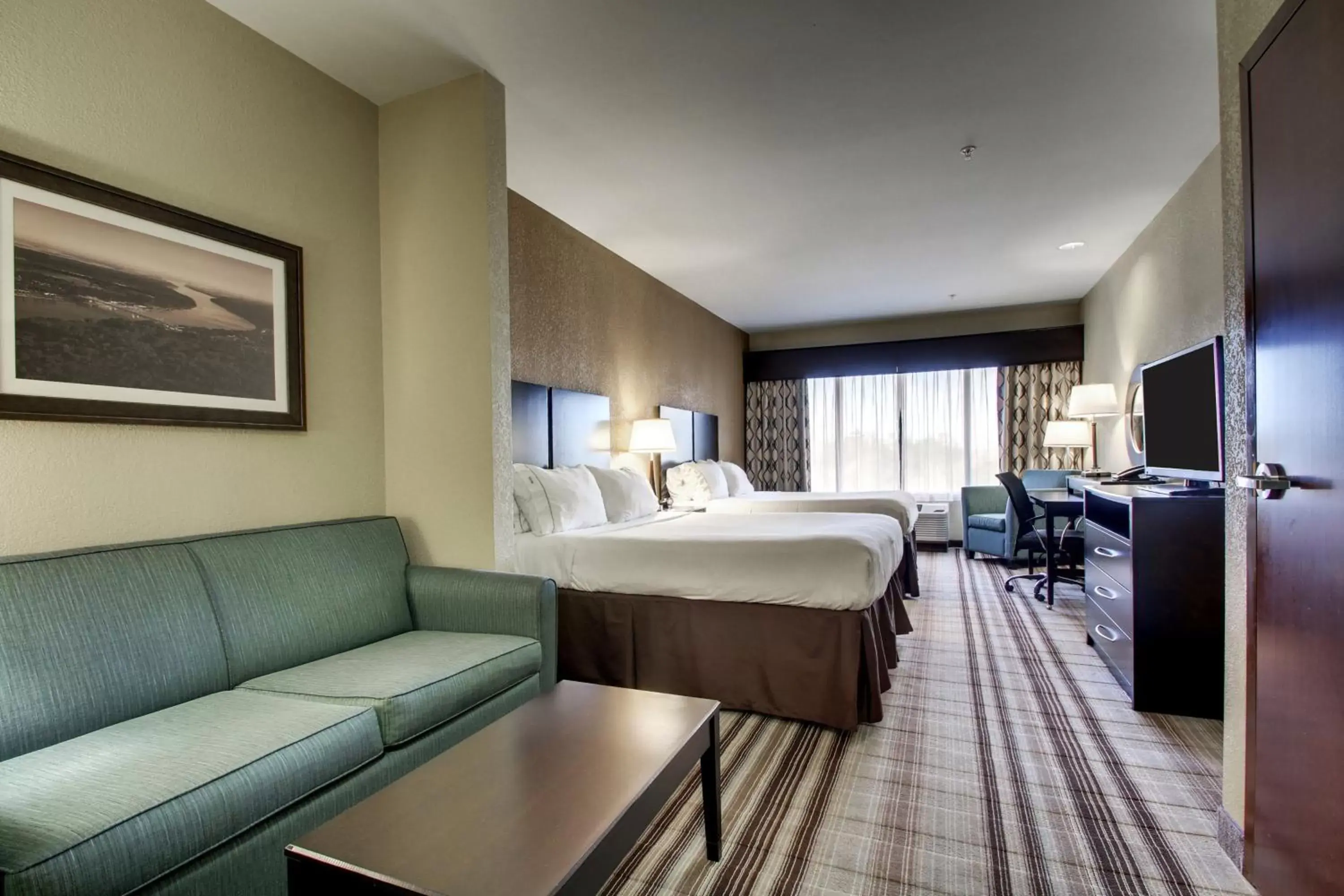 Photo of the whole room in Holiday Inn Express Natchez South West, an IHG Hotel
