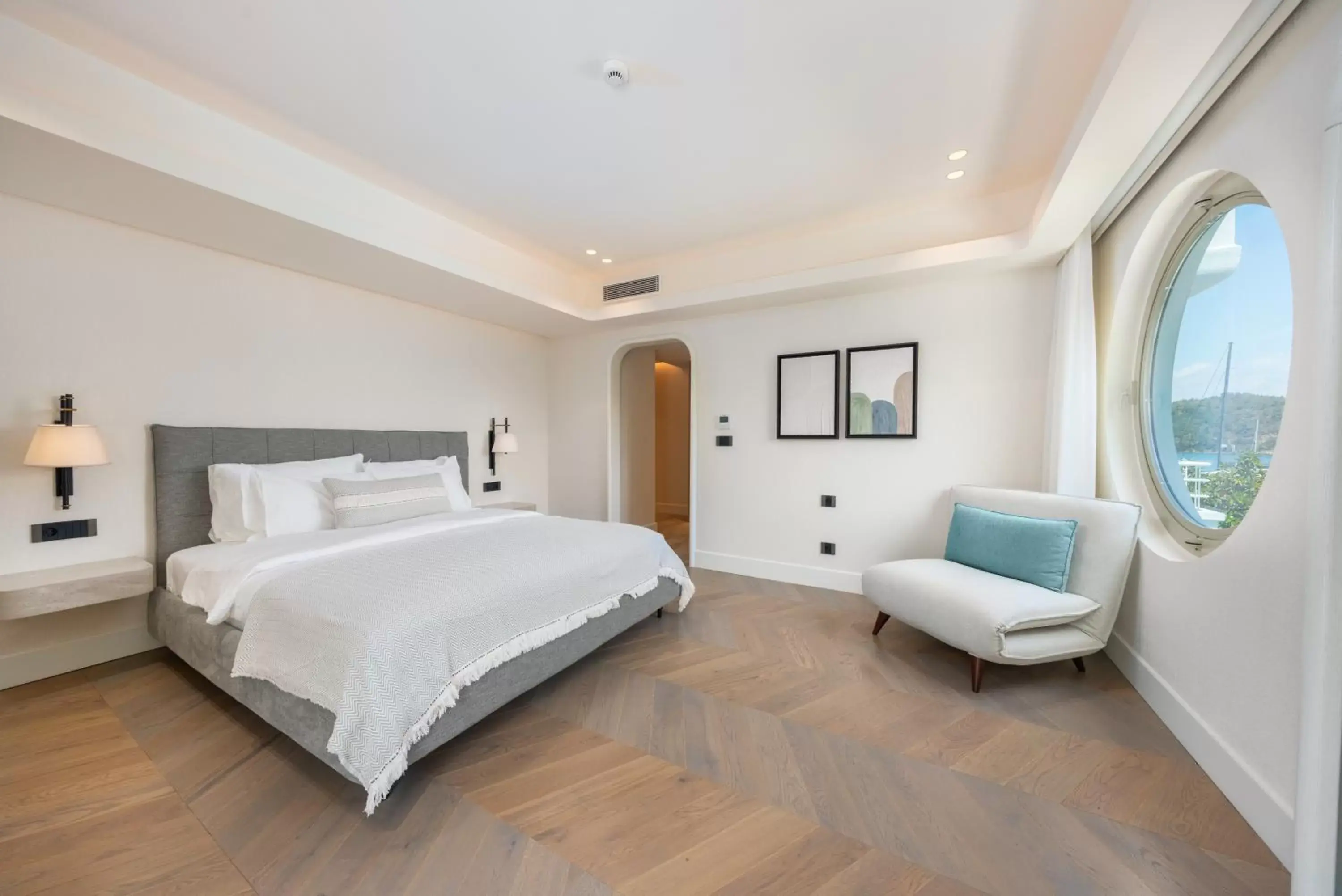 Superior Room with Side Sea View in Yacht Classic Hotel - Boutique Class Superior Room with Side Sea View in Yacht Classic Hotel - Boutique Class