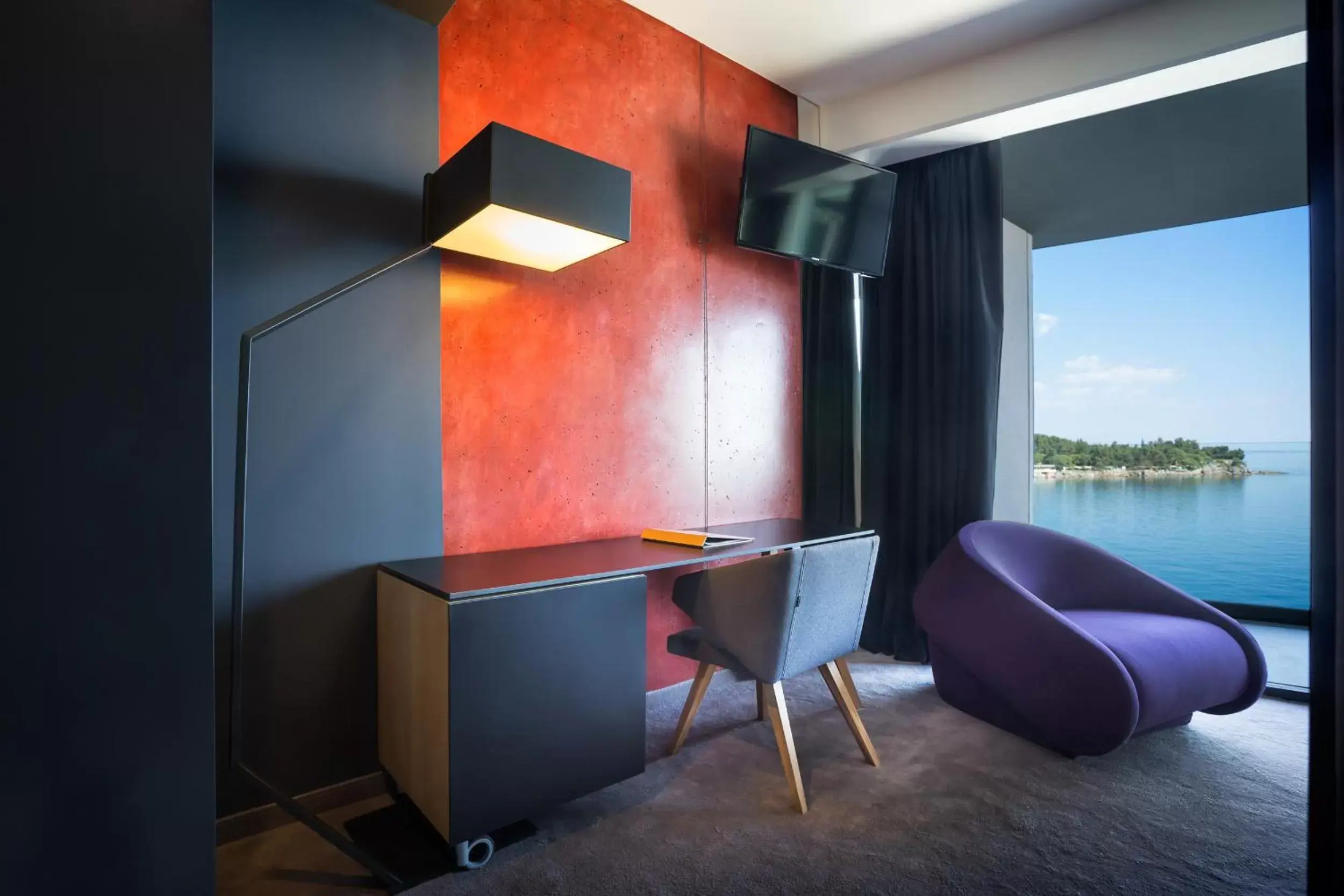 TV and multimedia in Boutique & Design Hotel Navis