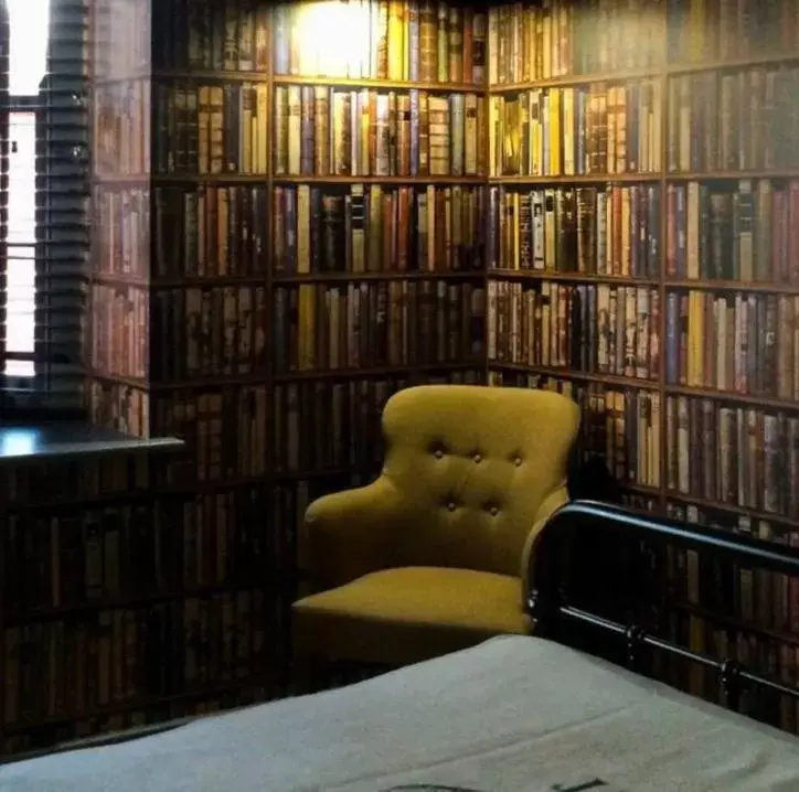 Bedroom, Library in The Black Hole