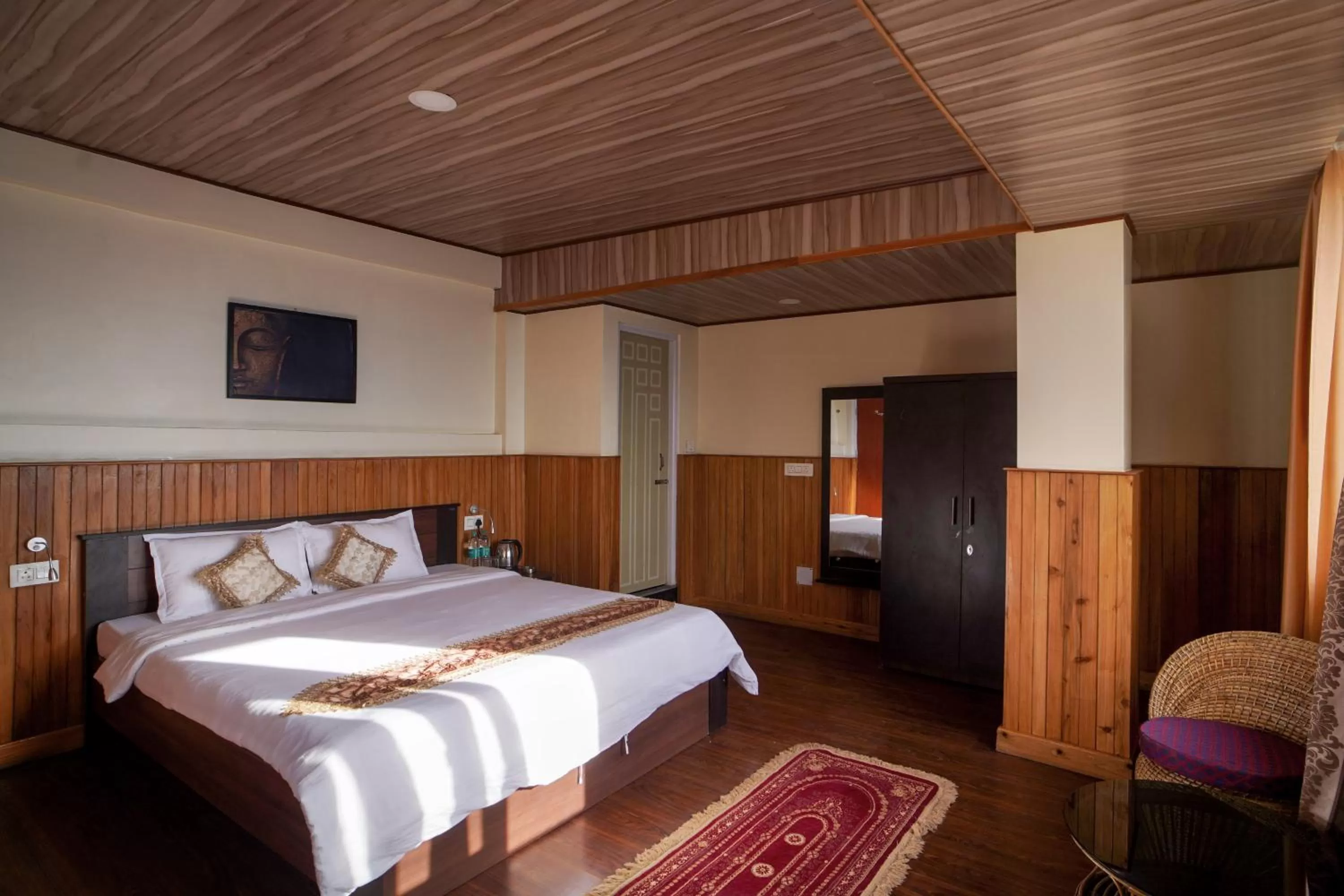 Property building, Bed in Hotel Hill Queen near Sherpa Gumba Darjeeling Mall 5 Min Couple Friendly