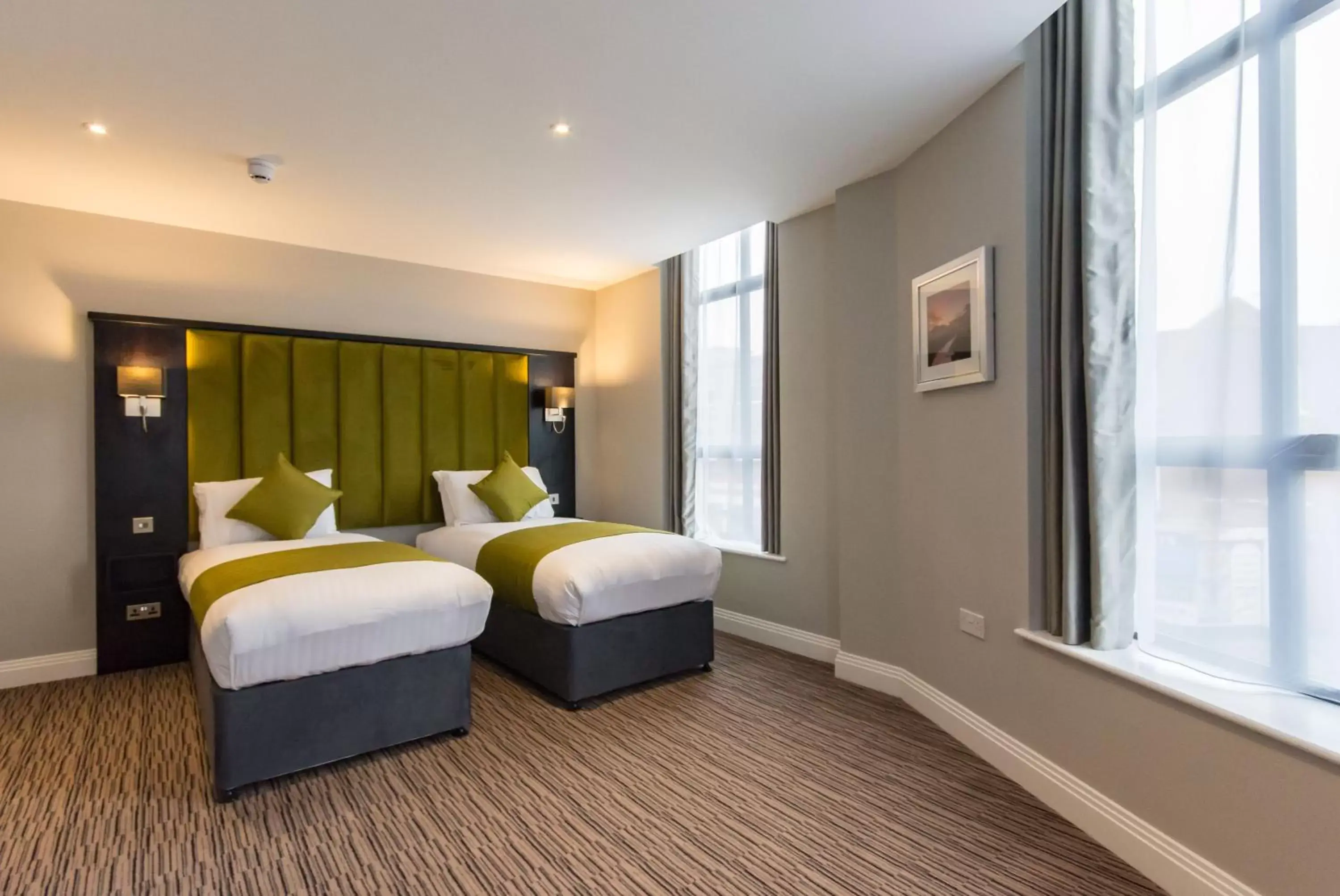 Standard Twin Room in St Nicholas Hotel Colchester Standard Twin Room in St Nicholas Hotel Colchester