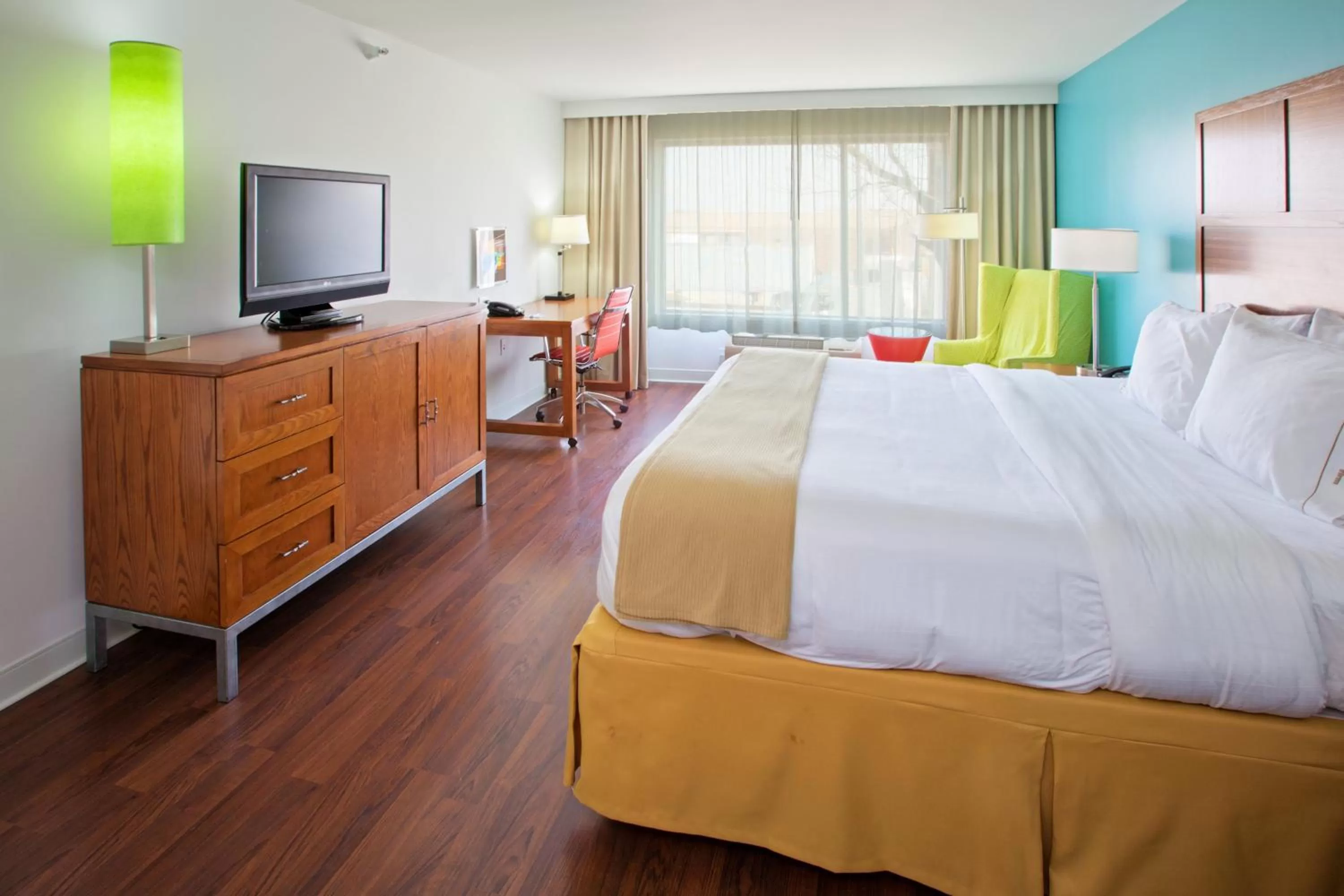 Photo of the whole room, Bed in Holiday Inn Express Indianapolis - Fishers by IHG