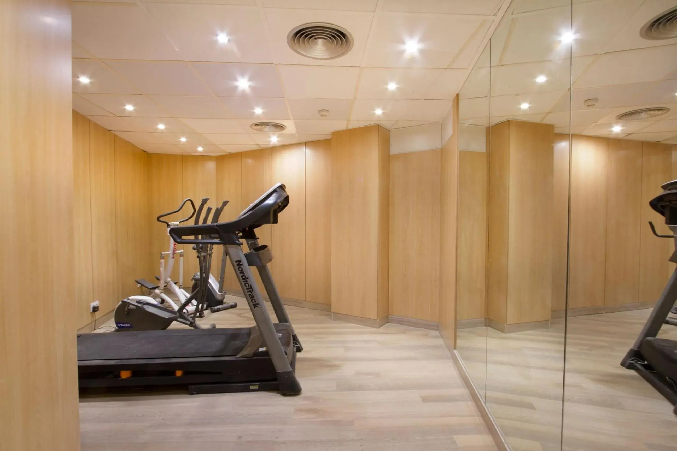 Fitness centre/facilities, Fitness Center/Facilities in Hotel Garbi Millenni