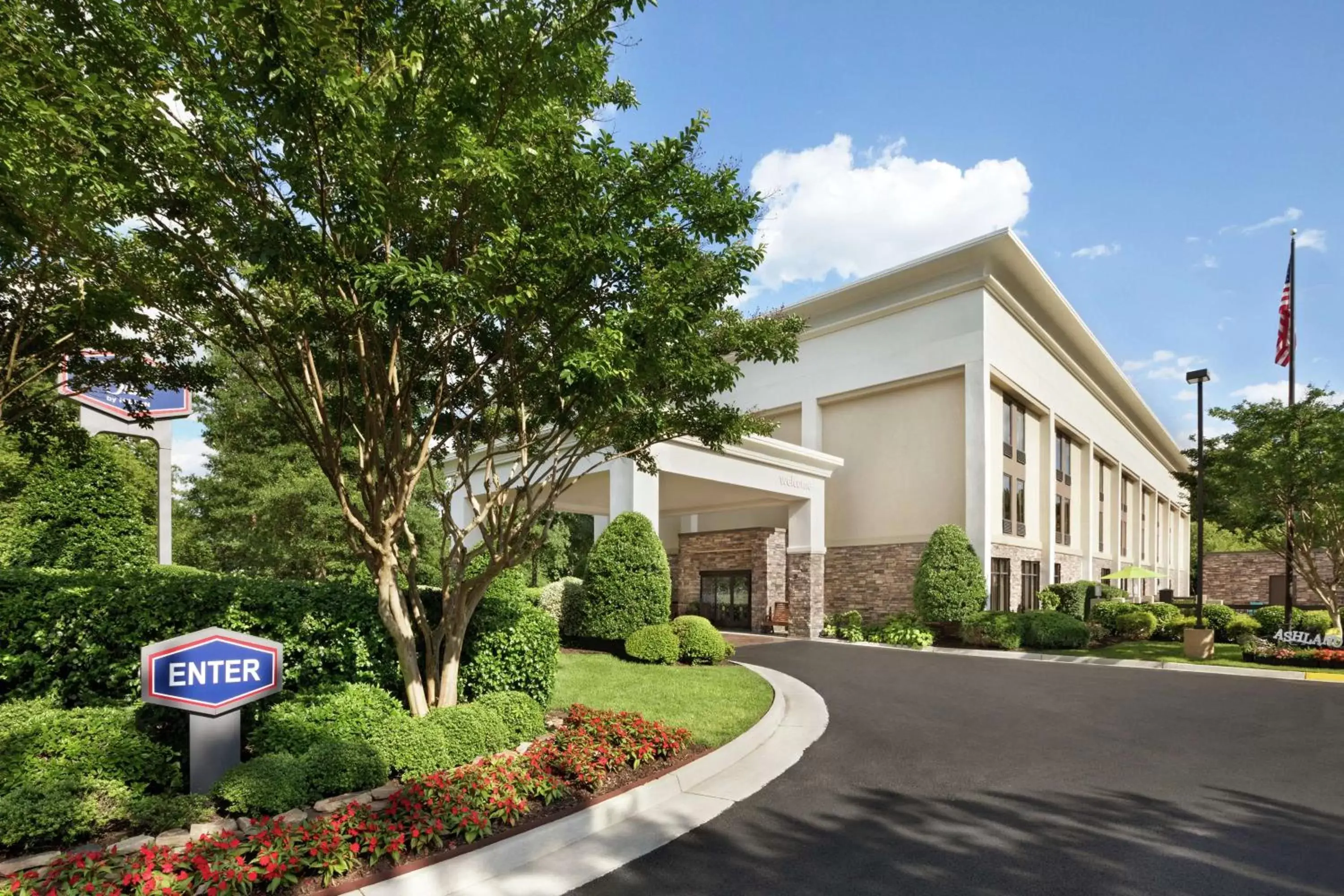 Property Building in Hampton Inn Richmond/Ashland