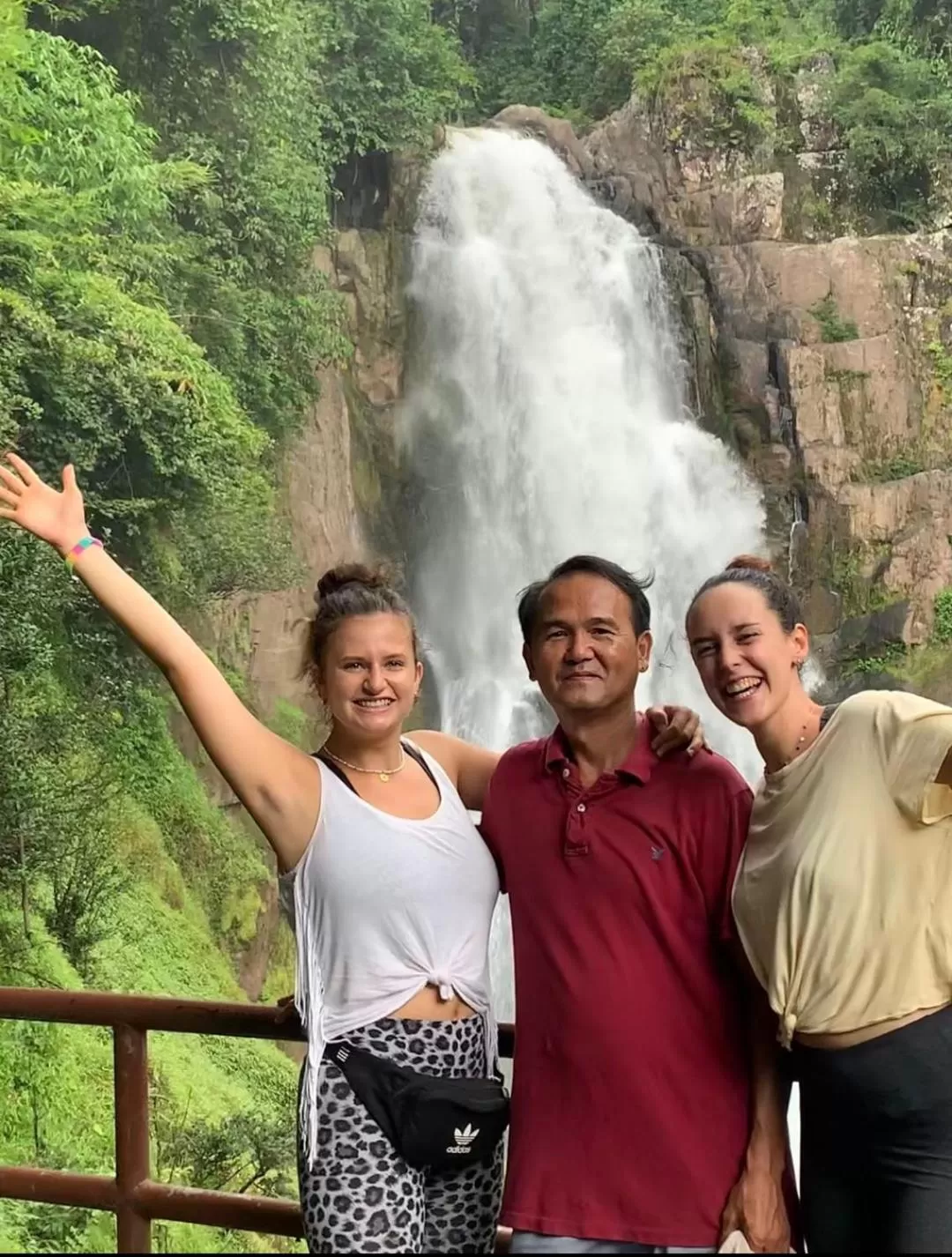 Pakchong hostel & wildlife tour