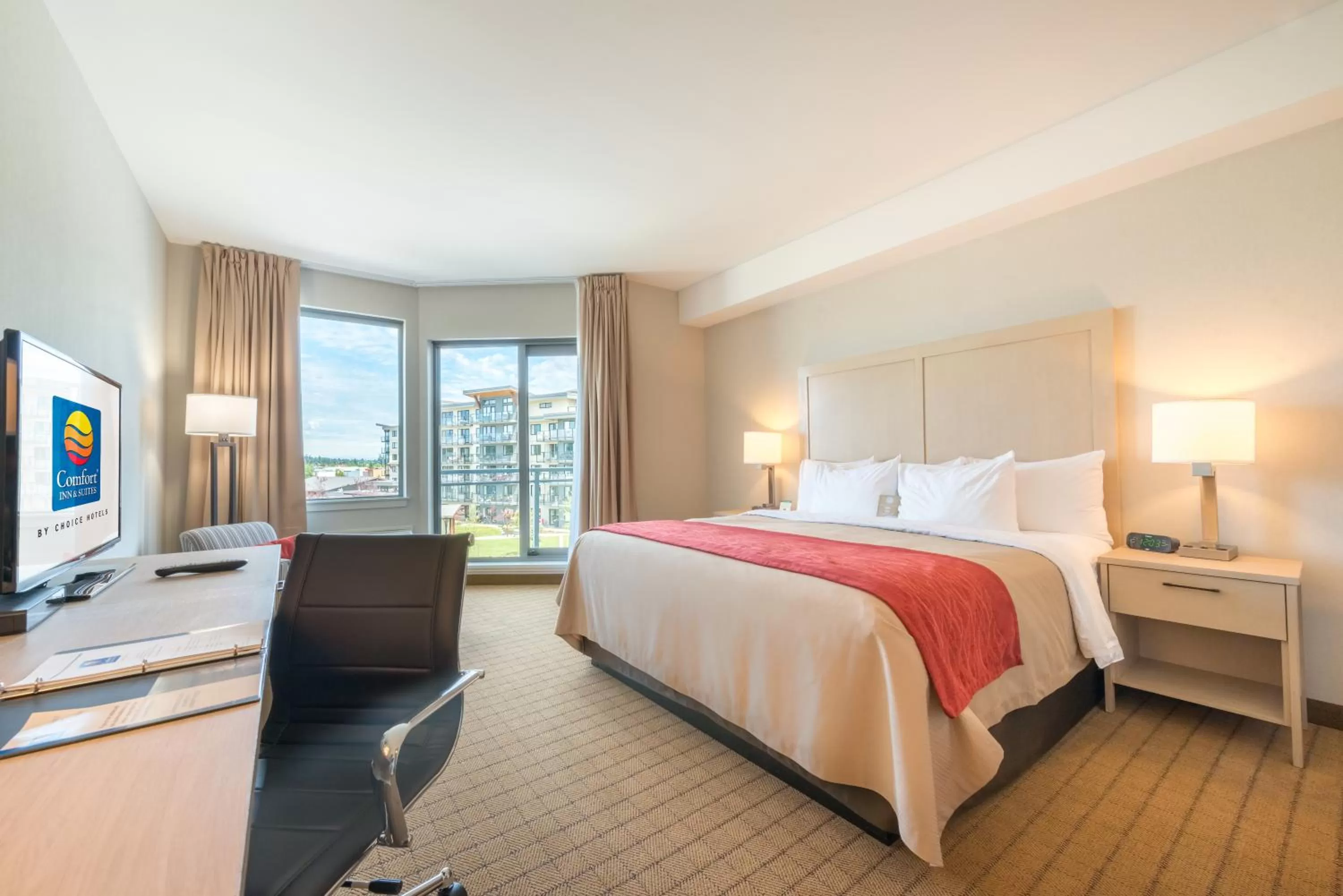 Day, Bed in Comfort Inn & Suites