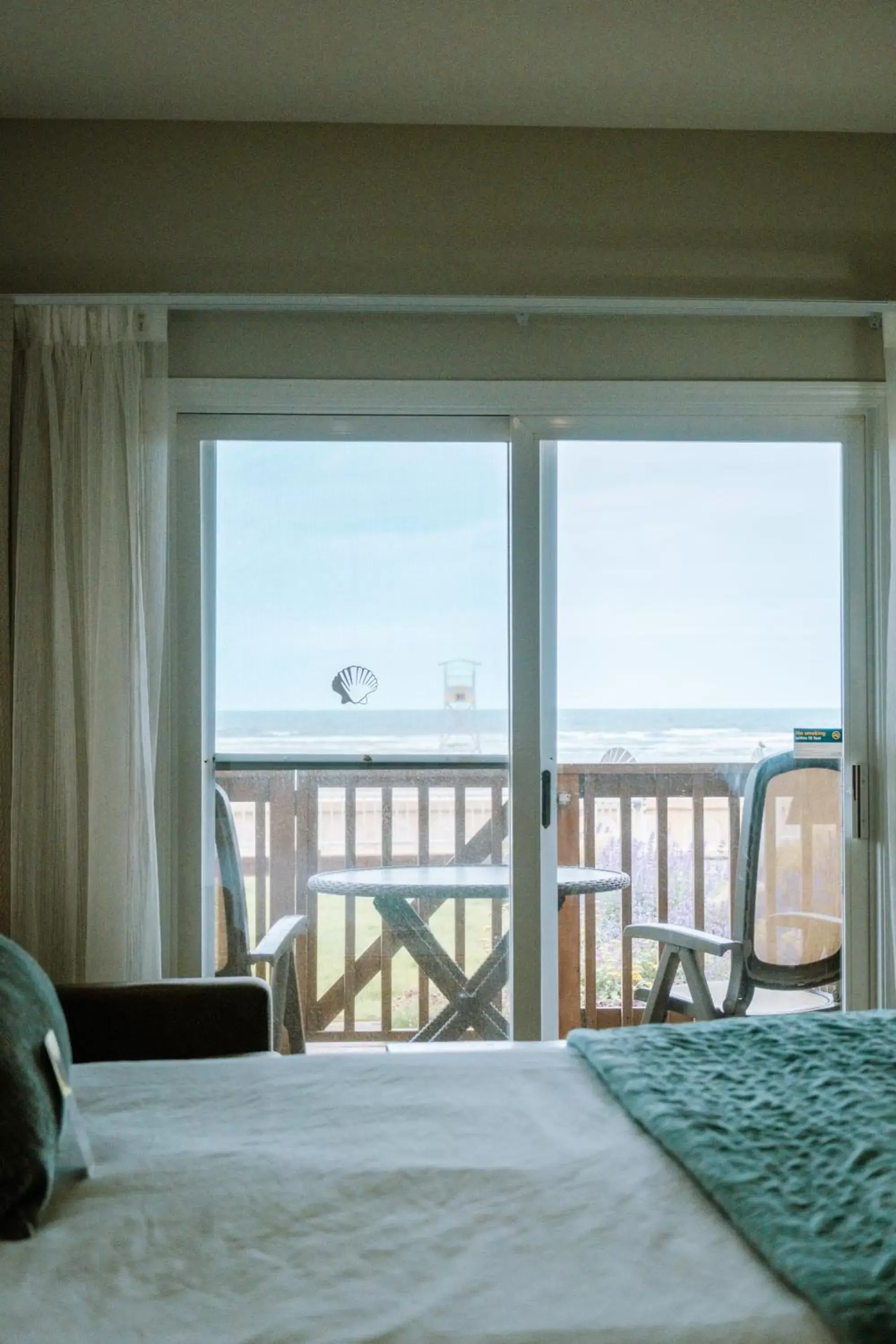 Sea view, Bed in Inn at the Prom