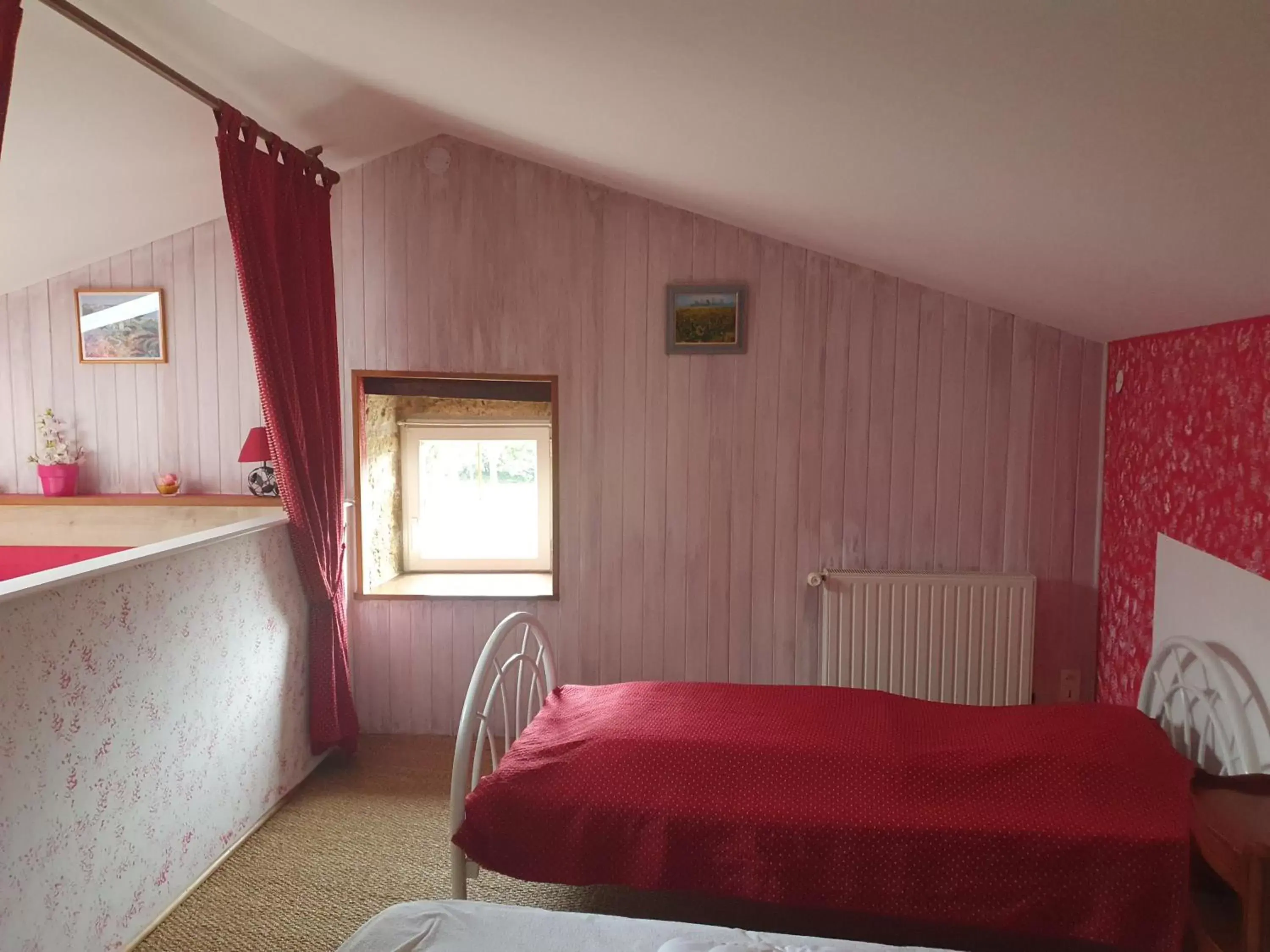 Bedroom, Bed in Le relais de la cure