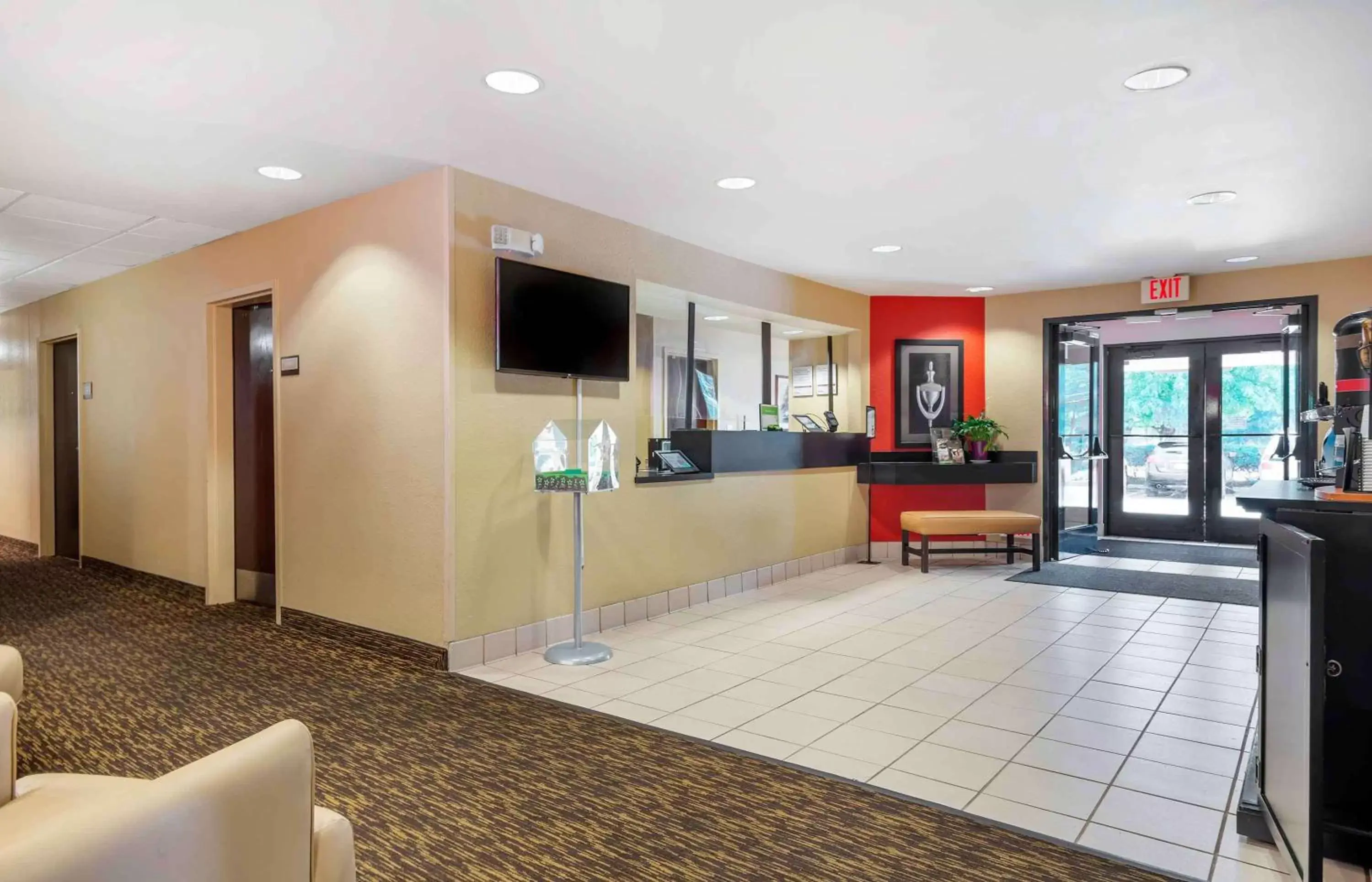 Lobby or reception, Lobby/Reception in Extended Stay America Suites - Philadelphia - Cherry Hill