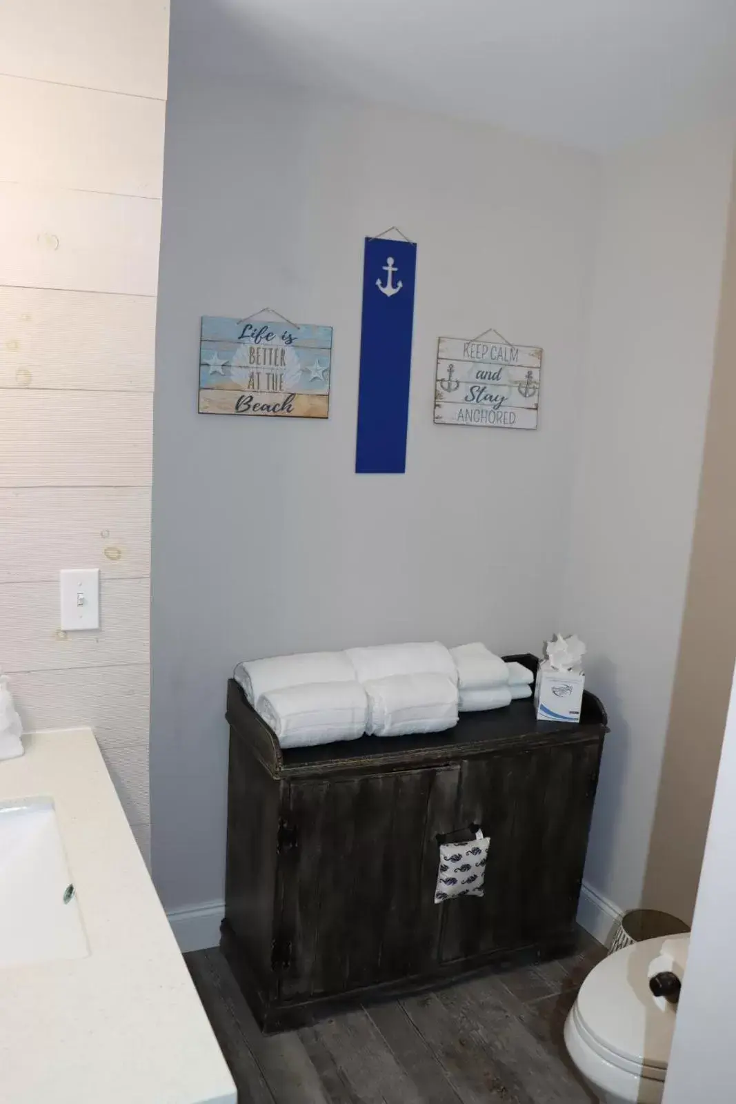 Bathroom in Sea View Motel