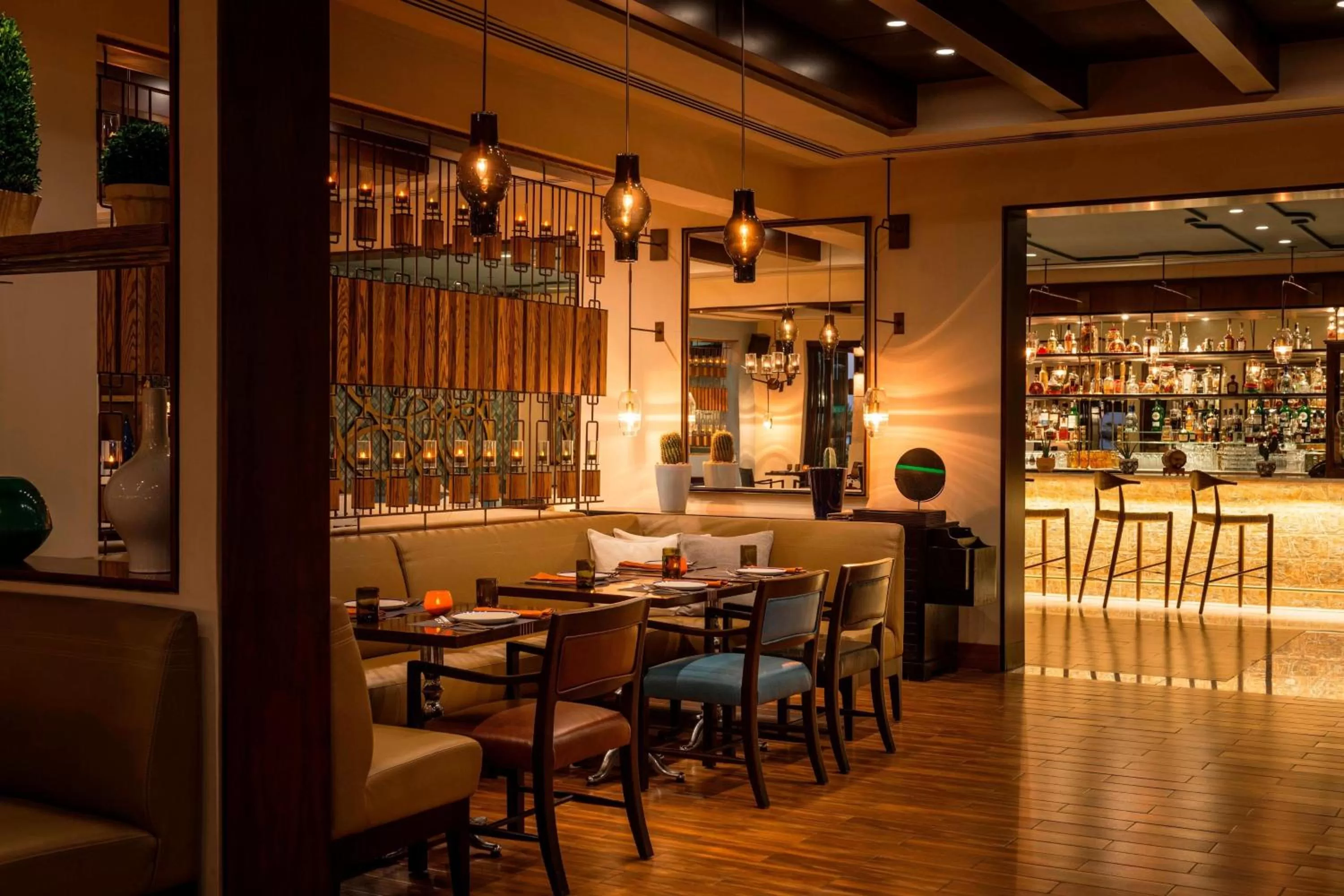 Lounge or bar in Le Royal Meridien Beach Resort & Spa Dubai