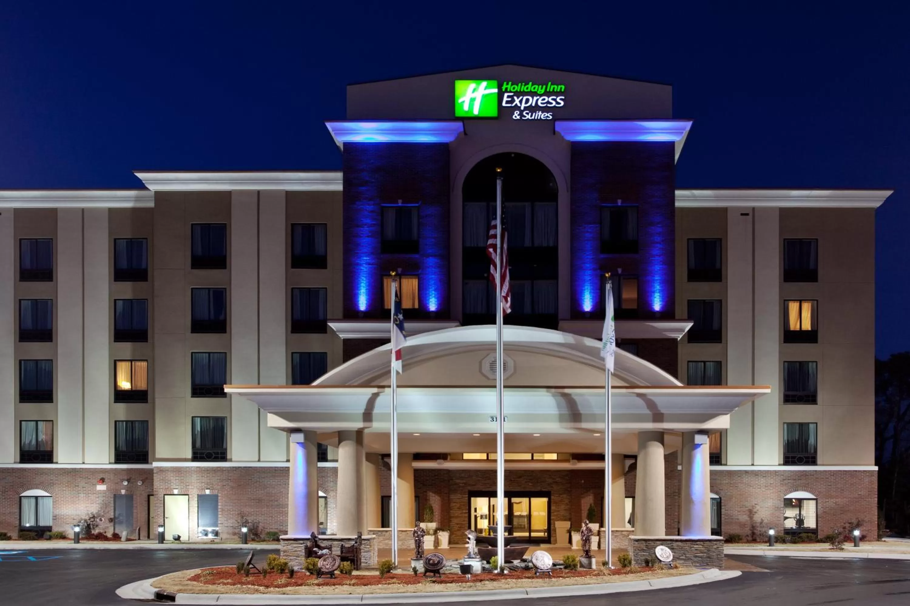 Holiday Inn Express Hotel & Suites Hope Mills-Fayetteville Airport by IHG