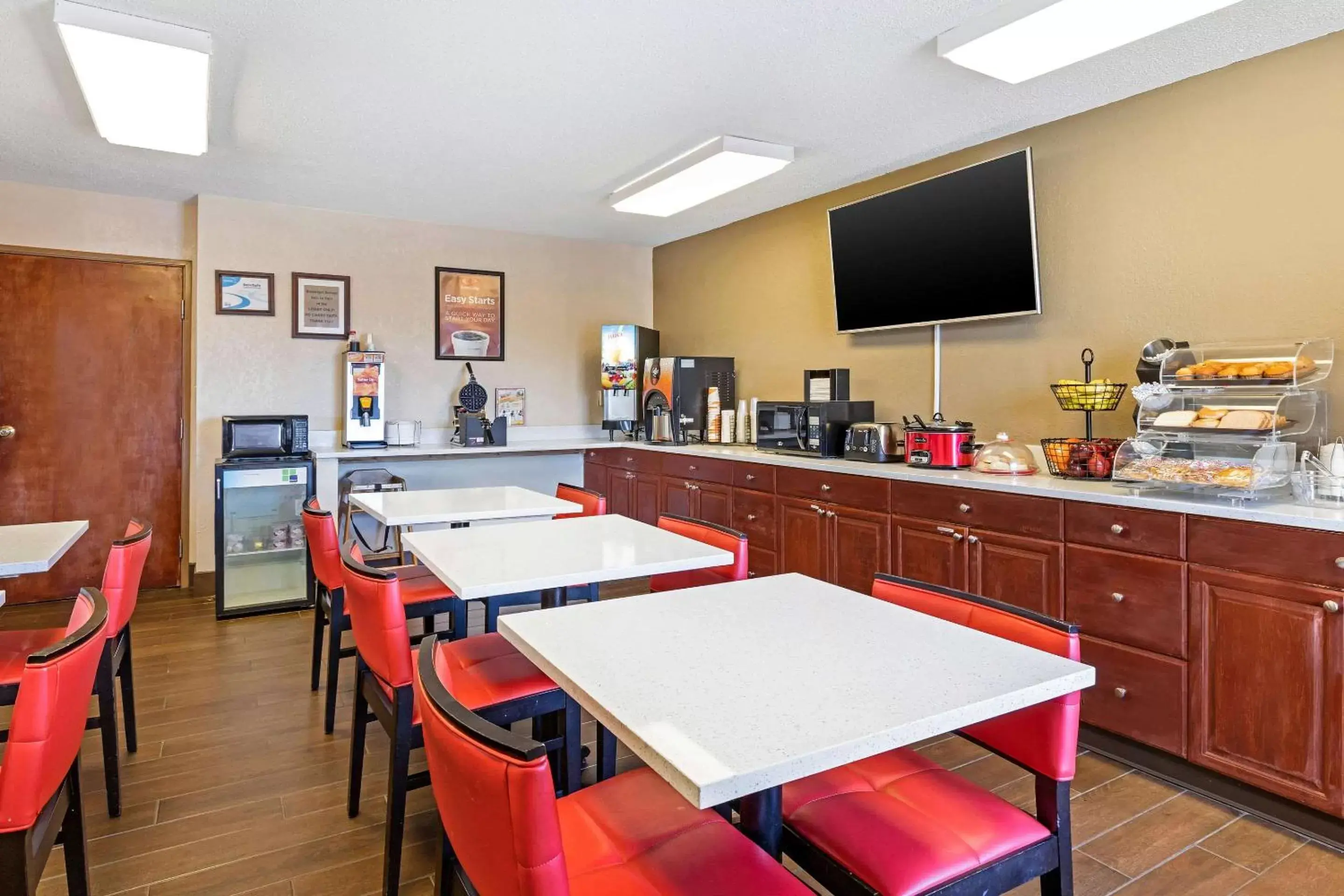 Restaurant/Places to Eat in Econolodge Augusta