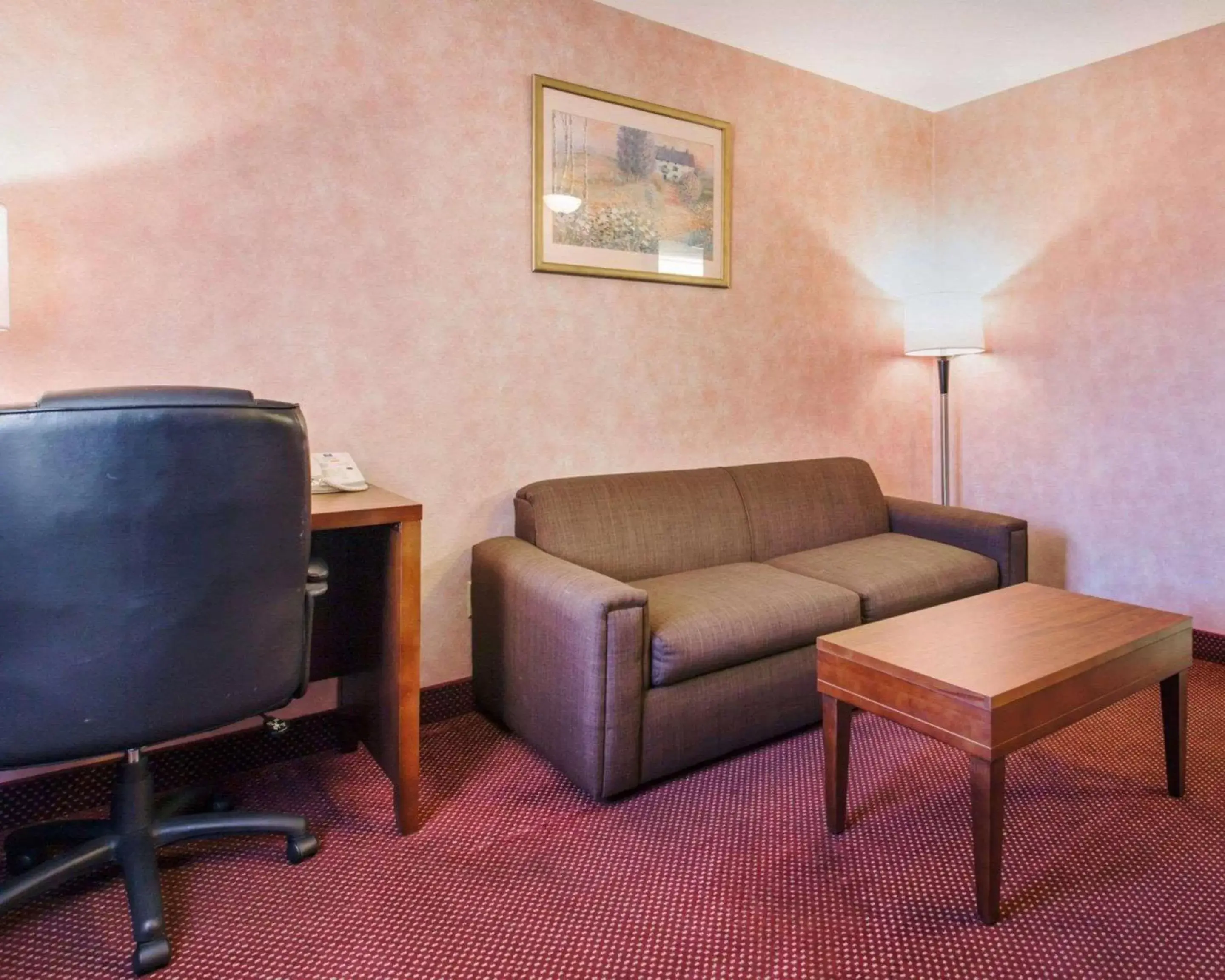 Photo of the whole room, Seating Area in Comfort Inn & Suites Moreno Valley near March Air Reserve Base
