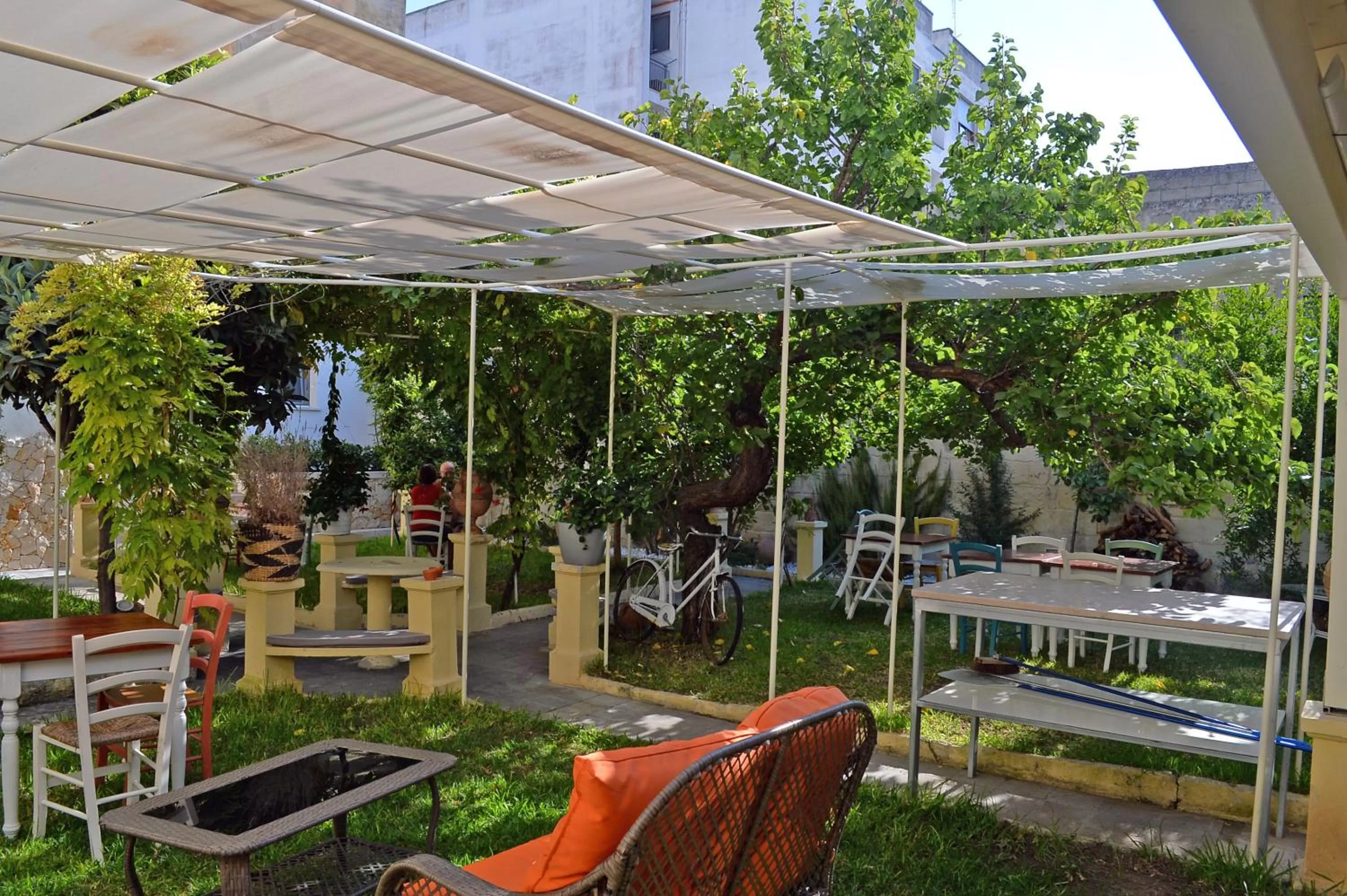 Garden in B&B Gianmarti Suite