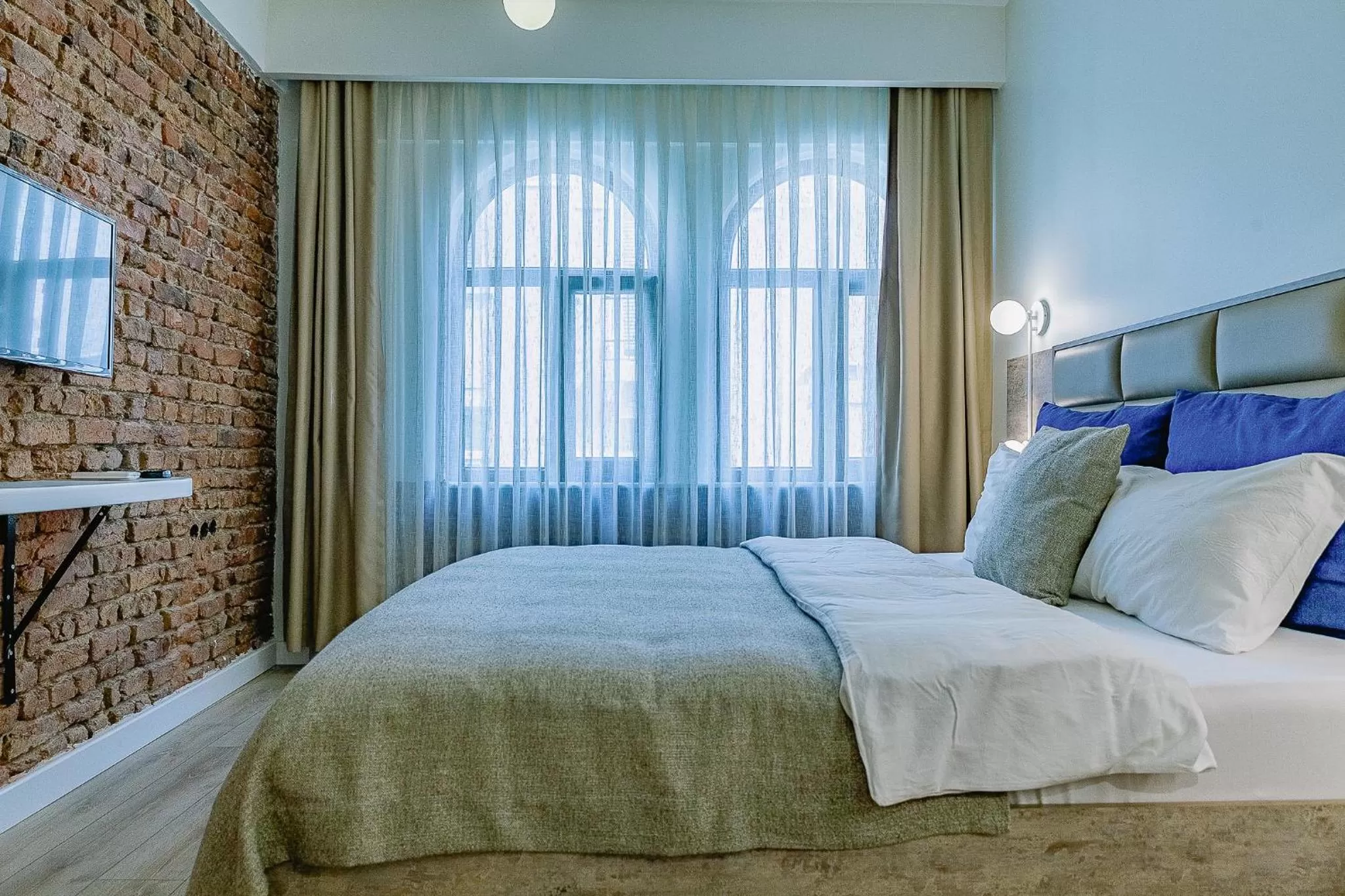 Bed in The Wilson Galata Hotel