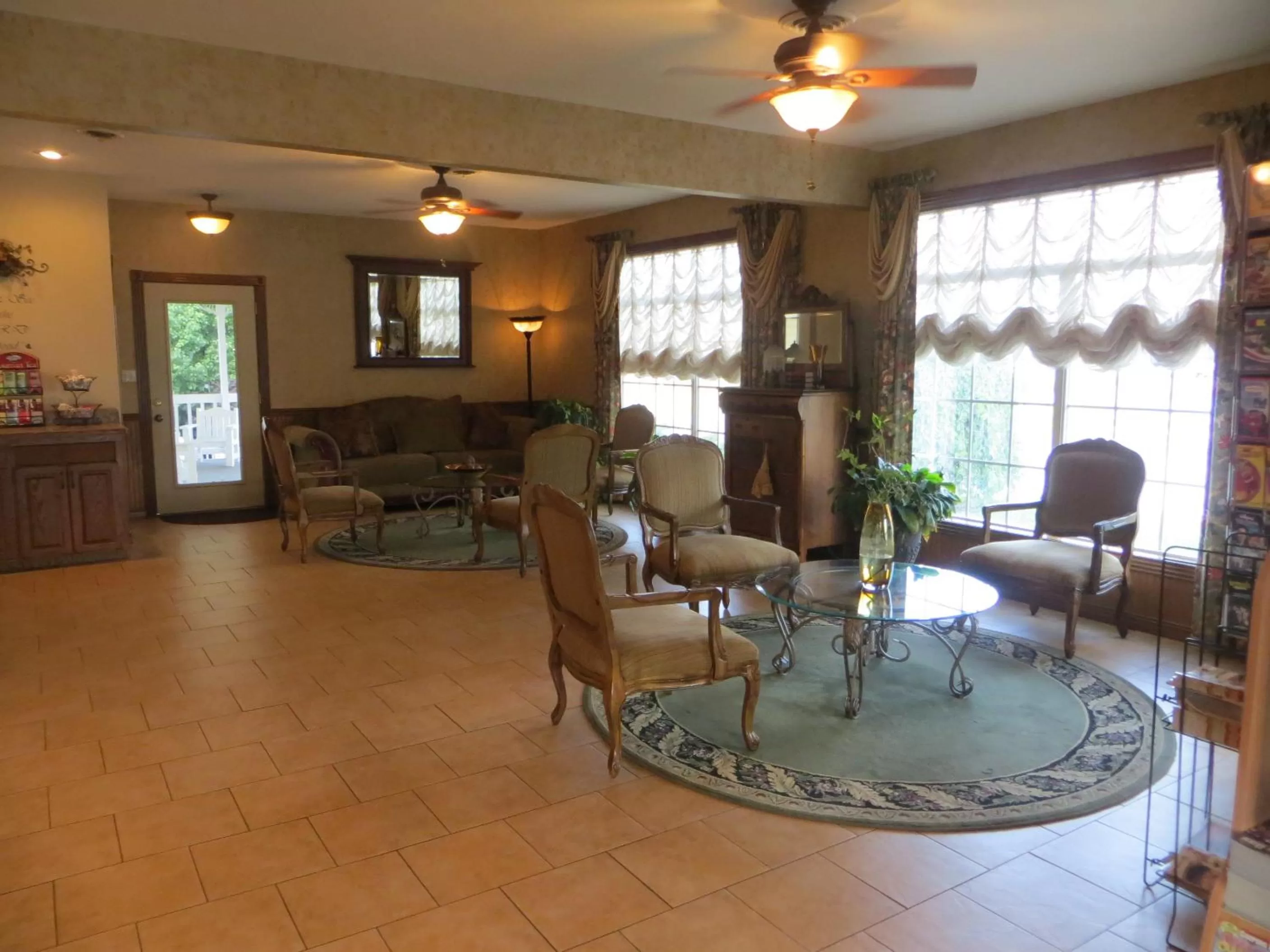 Lobby or reception, Lobby/Reception in Honeysuckle Inn & Conference Center