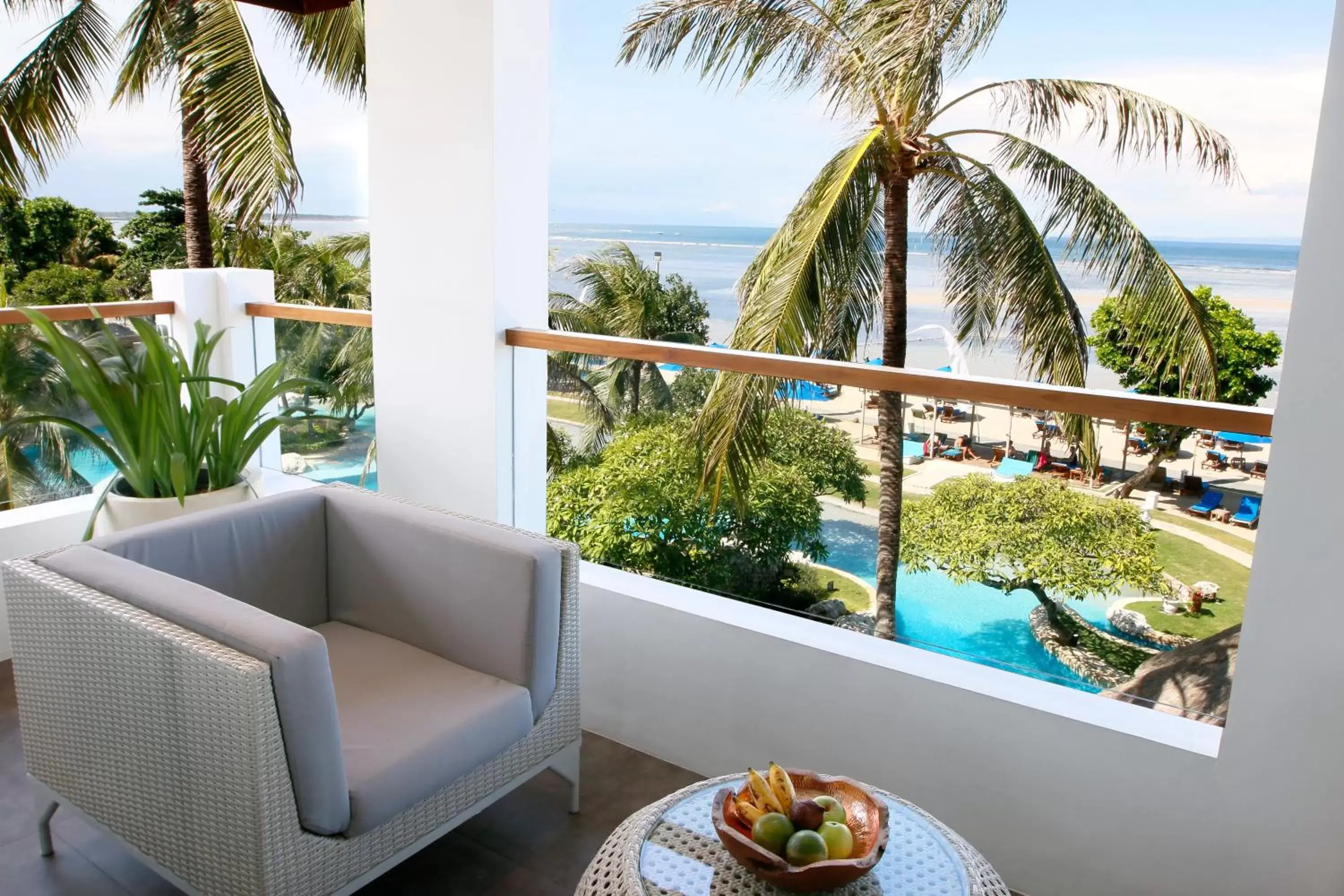 Balcony/Terrace in Hotel Nikko Bali Benoa Beach