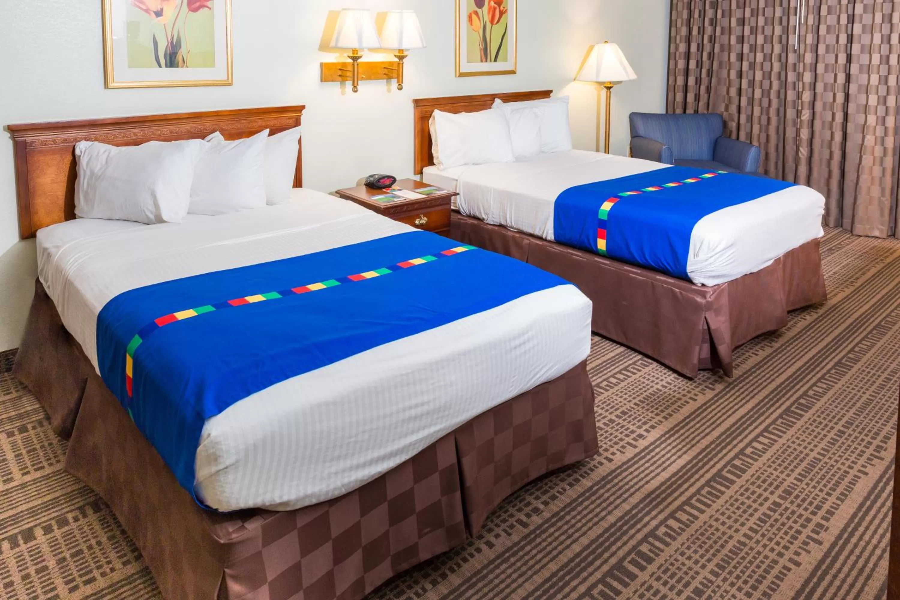 Bedroom, Bed in Park Inn By Radisson Sharon