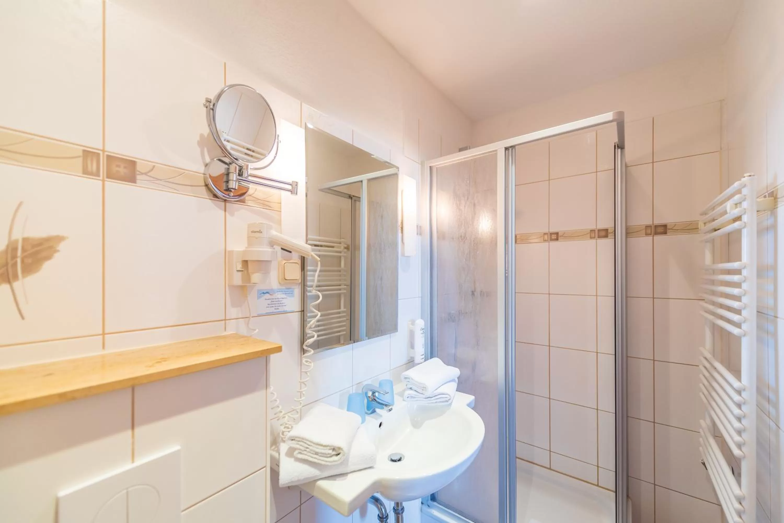 Decorative detail, Bathroom in Strandhotel zur Promenade