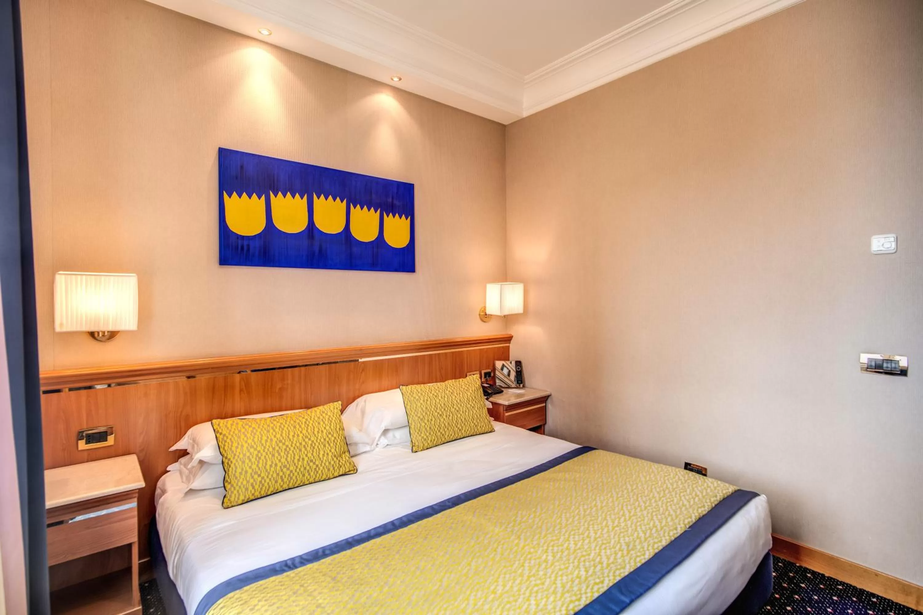 Bed in Hotel Diocleziano