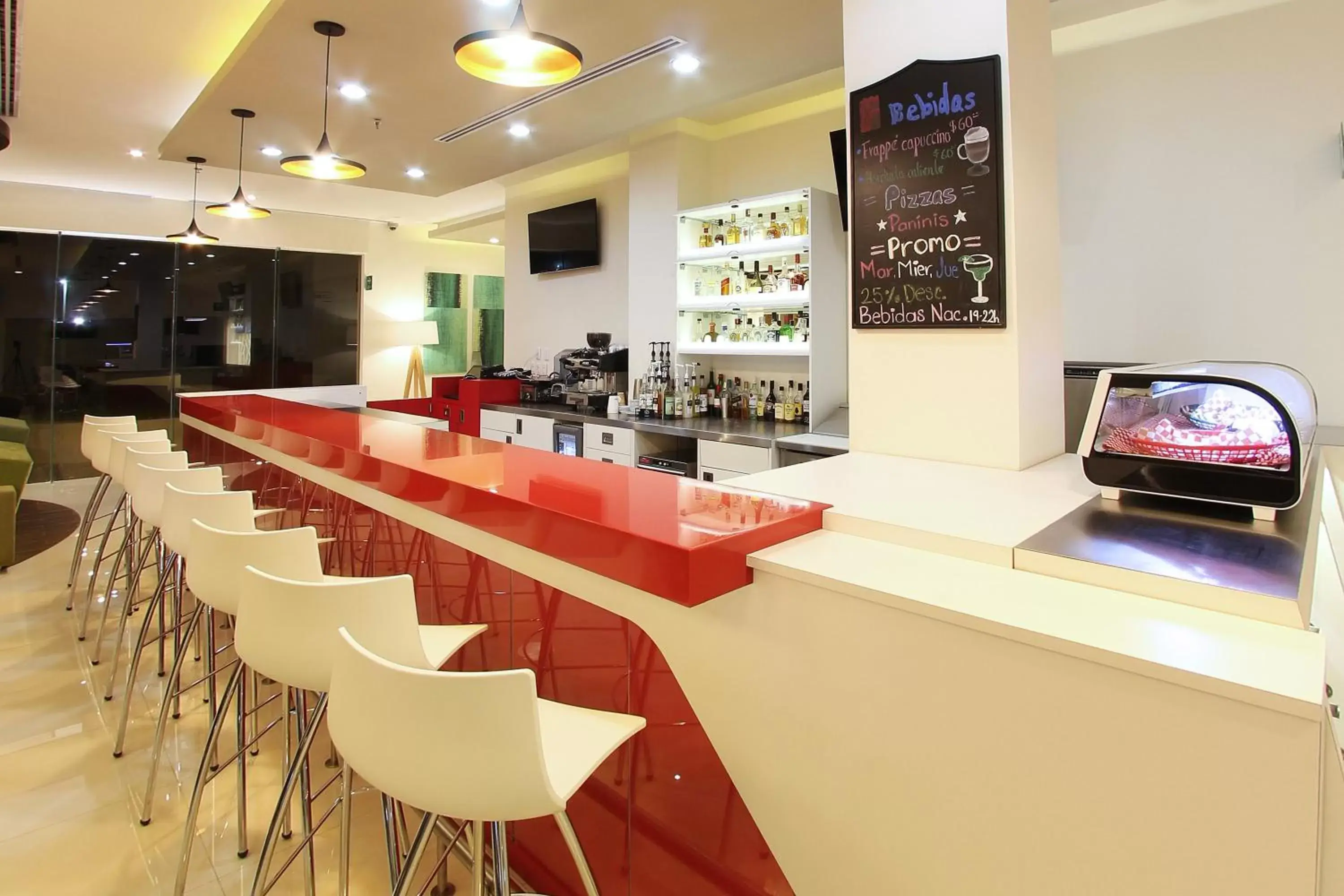 Restaurant/places to eat in Fiesta Inn Coatzacoalcos