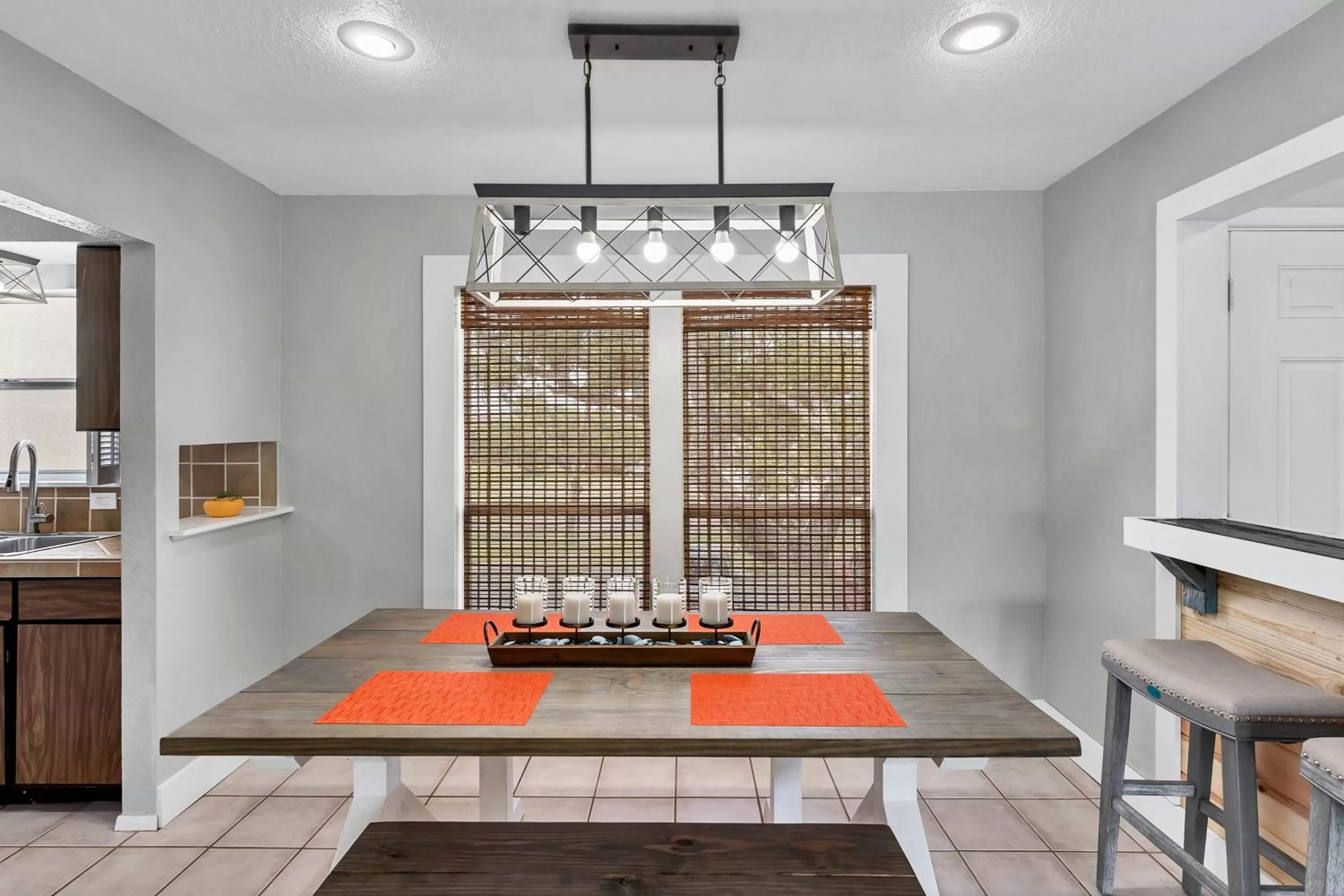 Dining Area in Fulton Beach Condos