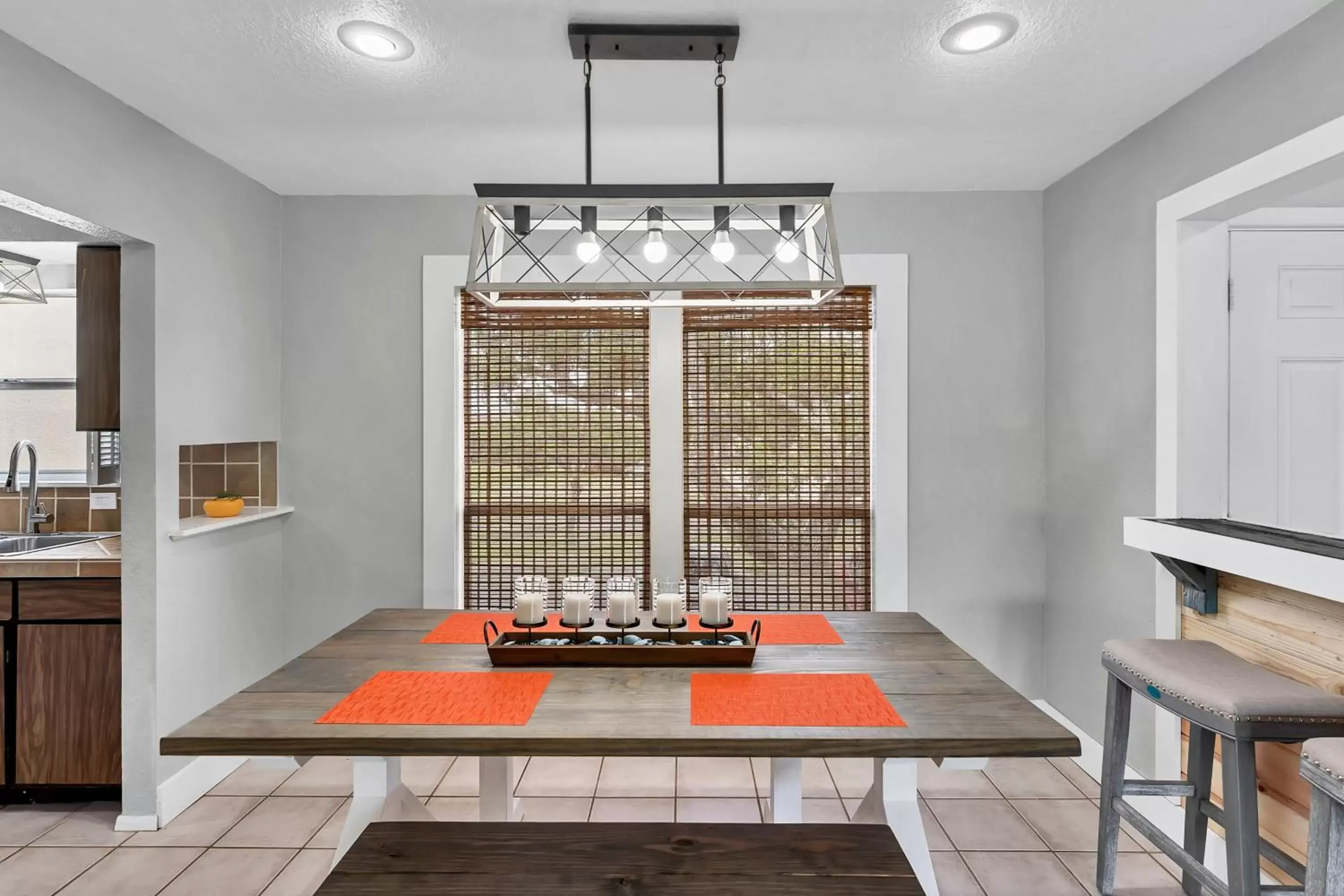 Dining Area in Fulton Beach Condos